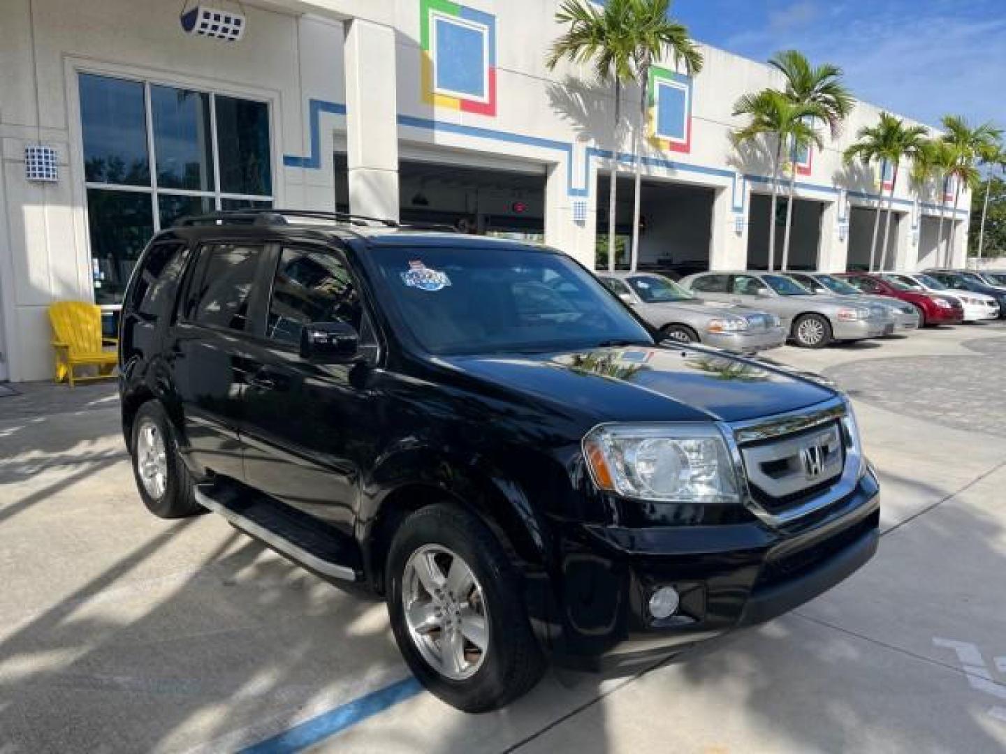 2011 Crystal Black Pearl /Gray Honda Pilot 1 FL EX-L LOW MILES 58,977 (5FNYF3H55BB) with an 3.5L SOHC MPFI 24-Valve i-VTEC V6 Engine engine, Automatic transmission, located at 4701 North Dixie Hwy, Pompano Beach, FL, 33064, (954) 422-2889, 26.240938, -80.123474 - OUR WEBPAGE FLORIDACARS1.COM HAS OVER 100 PHOTOS AND FREE CARFAX LINK 2011 HONDA PILOT EX-L ROAD READY 3.5L V6 VIN: 5FNYF3H55BB047158 NO ACCIDENTS NO RECALLS 4 DOOR WAGON/SPORT UTILITY 1 OWNER FLORIDA 3.5L V6 F SOHC 24V DUAL AC LOW MILES 58,977 GASOLINE 3 ROW SEATS POWER LEATHER SEATS FRONT WHEEL DR - Photo#96