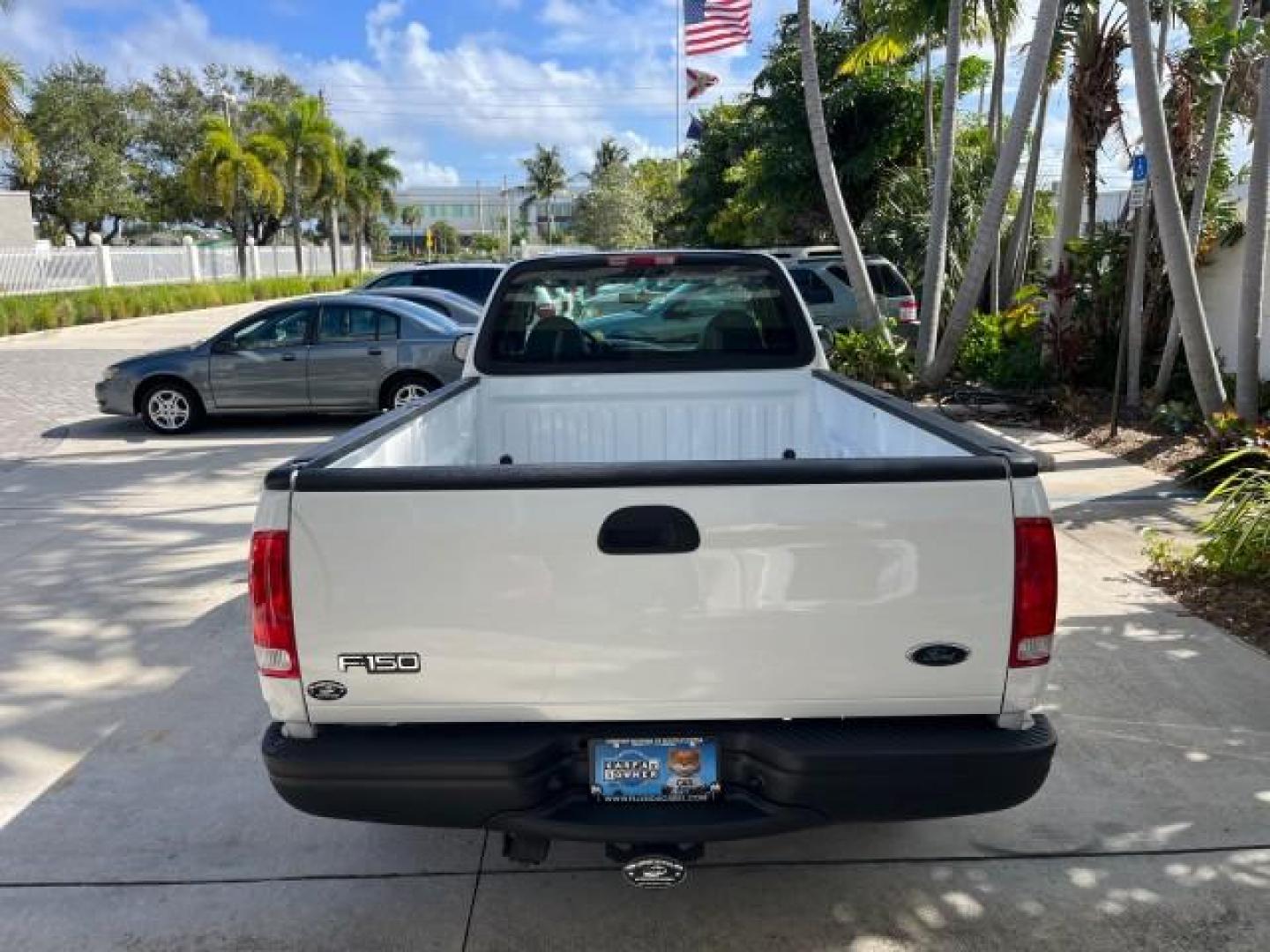 2003 Oxford White /Dark Graphite Ford F-150 1 FL XL LOW MILES 27,907 (2FTRF17L33C) with an 5.4L 8-Cyl Engine engine, Automatic transmission, located at 4701 North Dixie Hwy, Pompano Beach, FL, 33064, (954) 422-2889, 26.240938, -80.123474 - OUR WEBPAGE FLORIDACARS1.COM HAS OVER 100 PHOTOS AND FREE CARFAX LINK 2003 FORD F-150 XL LONG BED ROAD READY WORK READY VIN: 2FTRF17L33CA75039 NO ACCIDENTS 5.4L V8 PICKUP NO RECALLS 8.1FT BED 5.4L V8 F SOHC 16V 1 OWNER FLORIDA GASOLINE SUPER LOW MILES 27,907 REAR WHEEL DRIVE 18 SERVICE RECORDS Appro - Photo#6