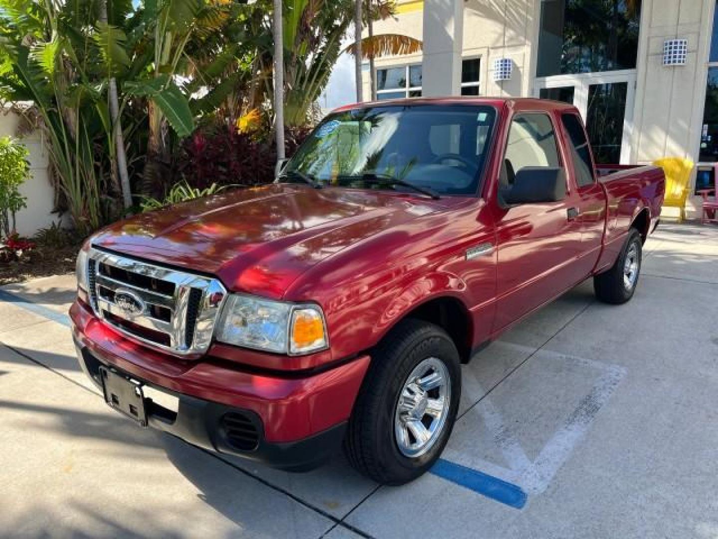 2008 Redfire Metallic /Medium Dk Flint Ford Ranger XLT SUPER CAB LOW MILES 44,681 (1FTYR44U78P) with an 3.0L OHV V6 Engine engine, Automatic transmission, located at 4701 North Dixie Hwy, Pompano Beach, FL, 33064, (954) 422-2889, 26.240938, -80.123474 - OUR WEBPAGE FLORIDACARS1.COM HAS OVER 100 PHOTOS AND FREE CARFAX LINK 2008 FORD RANGER SPORT ROAD READY WORK READY VIN: 1FTYR44U78PB16831 LOW MILES 44,681 4 DOOR EXTENDED CAB PICKUP NO ACCIDENTS 3.0L V6 3.0L V6 F NO RECALLS 6,1 FT BED GASOLINE 16 SERVICE RECORDS REAR WHEEL DRIVE POWER MIRRORS XLT 4X - Photo#80