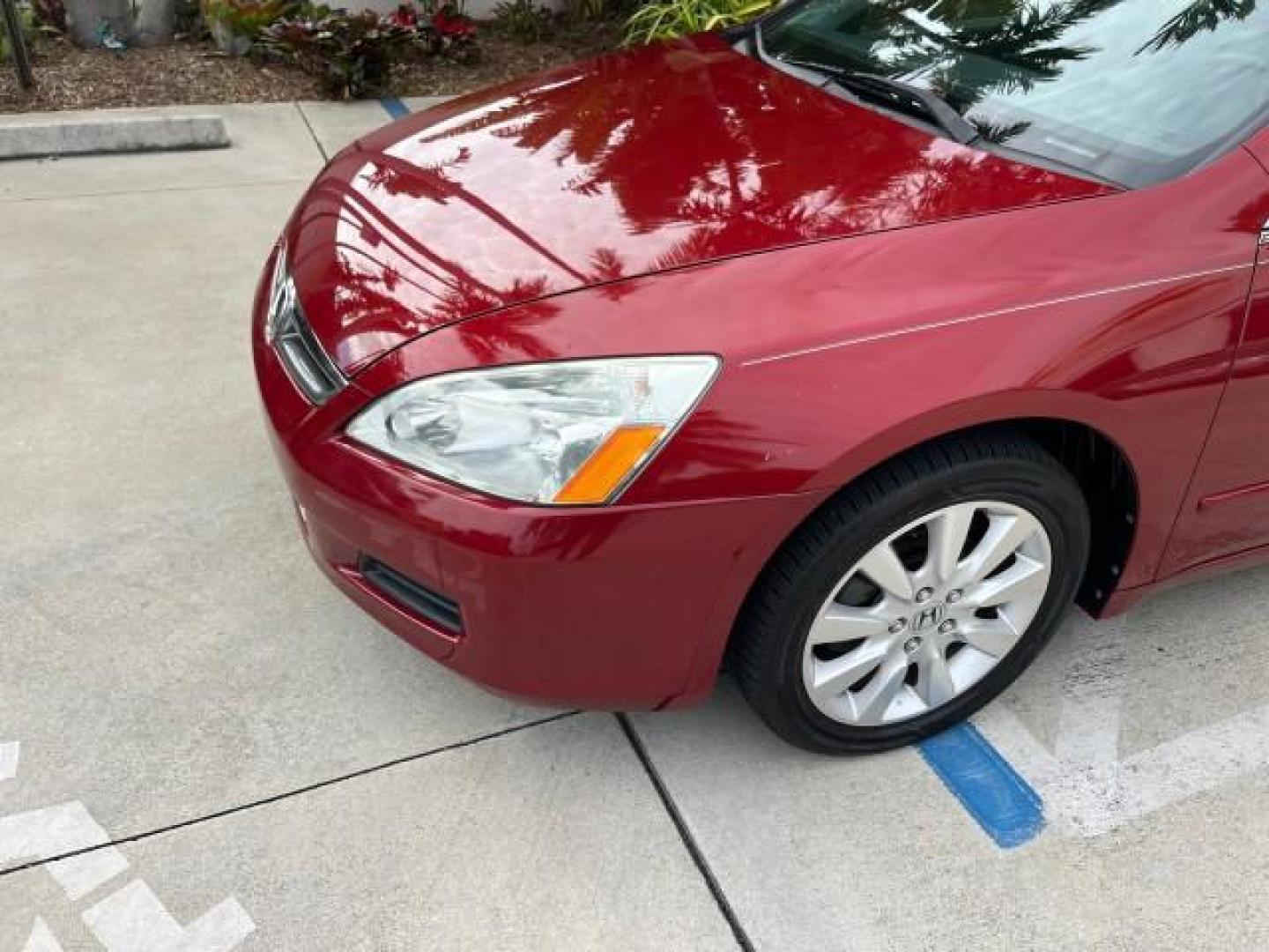 2007 Moroccan Red Pearl /Gray Honda Accord Sdn 1 FL EX-L LOW MILES 41,534 (1HGCM66827A) with an 3.0L SOHC MPFI 24-Valve VTEC V6 Engine engine, Automatic transmission, located at 4701 North Dixie Hwy, Pompano Beach, FL, 33064, (954) 422-2889, 26.240938, -80.123474 - OUR WEBPAGE FLORIDACARS1.COM HAS OVER 100 PHOTOS AND FREE CARFAX LINK 2007 HONDA ACCORD EX-L V-6 W/NAVI ROAD READY 3.0L V6 VIN: 1HGCM66827A042452 NO ACCIDENTS 29 MPG SEDAN 4 DR NO RECALLS SUNROOF 3.0L V6 F SOHC 24V 1 OWNER FLORIDA GASOLINE LOW MILES 41,534 FRONT WHEEL DRIVE NAVIGATION LEATHER SEATS - Photo#87