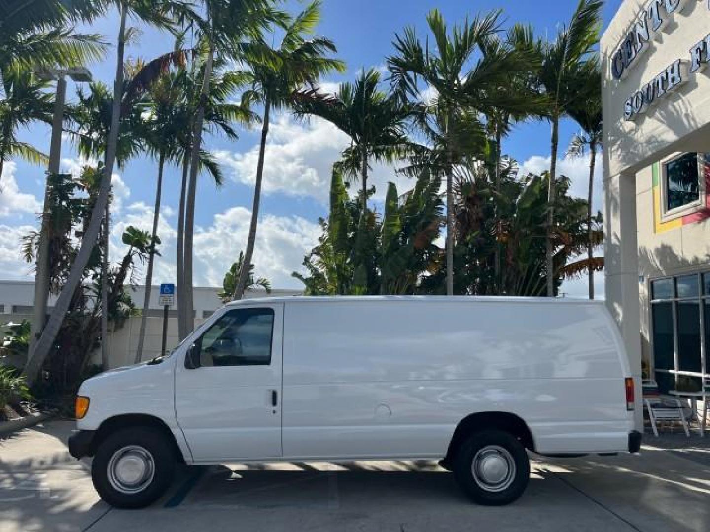 1994 WHITE /GREY Ford Econoline Cargo Van 350 EXT 1 FL LOW MILES 32,200 (1FTJS34H1RH) with an 5.8L EFI V8 Engine engine, Automatic transmission, located at 4701 North Dixie Hwy, Pompano Beach, FL, 33064, (954) 422-2889, 26.240938, -80.123474 - OUR WEBPAGE FLORIDACARS1.COM HAS OVER 100 PHOTOS AND FREE CARFAX LINK 1994 FORD E-350 SUPER EXT ROAD READY WORK READY VIN: 1FTJS34H1RHB36720 NO RECALLS 5.8L V8 VAN SUPER LOW MILES 32,200 5.8L V8 F 1 OWNER FLORIDA GASOLINE 5 SERVICE RECORDS REAR WHEEL DRIVE THIS IS ONE OF THE NICEST FORD S WE HAVE EV - Photo#96