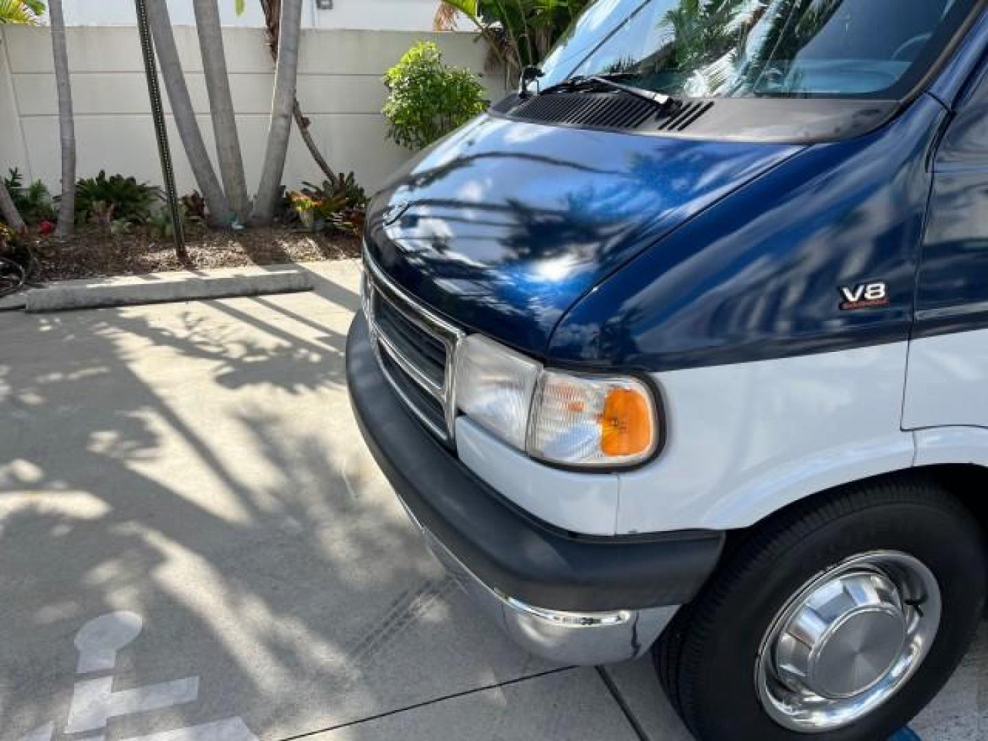 1995 BLUE /BLUE Dodge Ram Wagon EXT 15 PAS LOW MILES 69,523 (2B5WB35Z6SK) with an 5.9L MPI V8 Magnum Engine engine, Automatic transmission, located at 4701 North Dixie Hwy, Pompano Beach, FL, 33064, (954) 422-2889, 26.240938, -80.123474 - OUR WEBPAGE FLORIDACARS1.COM HAS OVER 100 PHOTOS AND FREE CARFAX LINK 1995 DODGE RAM VAN 3500 ROAD READY 5.9L V8 VIN: 2B5WB35Z6SK538547 NO ACCIDENTS VAN 15 PASSANGER 5.9L V8 F OHV 16V 4 ROW SEATS GASOLINE LOW MILES 69,523 REAR WHEEL DRIVE DUAL AC POWER MIRRORS Cloth Seats Running Boards Rear Air Con - Photo#93