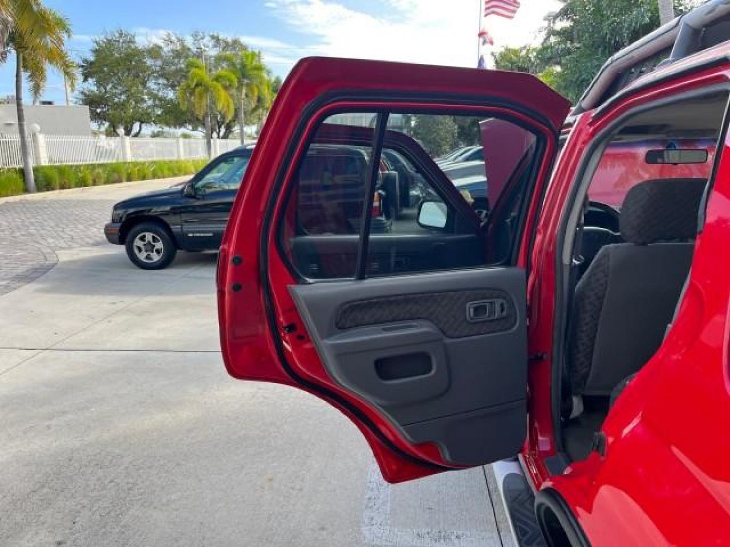 2001 Aztec Red /Sage Nissan Xterra 1 FL XE LOW MILES 74,844 (5N1ED28T41C) with an 3.3L SOHC SMPI V6 Engine engine, Automatic transmission, located at 4701 North Dixie Hwy, Pompano Beach, FL, 33064, (954) 422-2889, 26.240938, -80.123474 - 2001 NISSAN XTERRA SE ROAD READY 3.3L V6 VIN: 5N1ED28T41C522095 LOW MILES 74,844 4 DOOR WAGON/SPORT UTILITY NO RECALLS 3.3L V6 F SOHC 1 OWNER FLORIDA GASOLINE 39 SERVICE RECORDS REAR WHEEL DRIVE POWER MIRRORS Alloy Wheels Anti-Theft System Approach Lights Black Roof Rack Cruise Control Fog Lights Fr - Photo#13