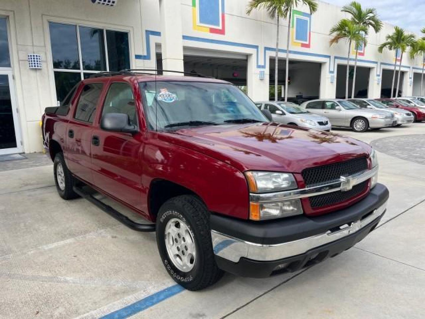 2004 Victory Red /Medium Neutral Chevrolet Avalanche 1 FL LOW MILES 64,757 (3GNEC12T94G) with an 5.3L Vortec 5300 V8 SFI Engine engine, Automatic transmission, located at 4701 North Dixie Hwy, Pompano Beach, FL, 33064, (954) 422-2889, 26.240938, -80.123474 - OUR WEBPAGE FLORIDACARS1.COM HAS OVER 100 PHOTOS AND FREE CARFAX LINK 2004 CHEVROLET AVALANCHE 1500 ROAD READY WORK READY VIN: 3GNEC12T94G250260 NO ACCIDENTS NO RECALLS SPORT PICKUP 1 OWNER FLORIDA 5.3L V8 5.3L V8 F LOW MILES 64,757 5.3 FT BED GASOLINE 12 SERVICE RECORDS REAR WHEEL DRIVE POWER SEATS - Photo#73