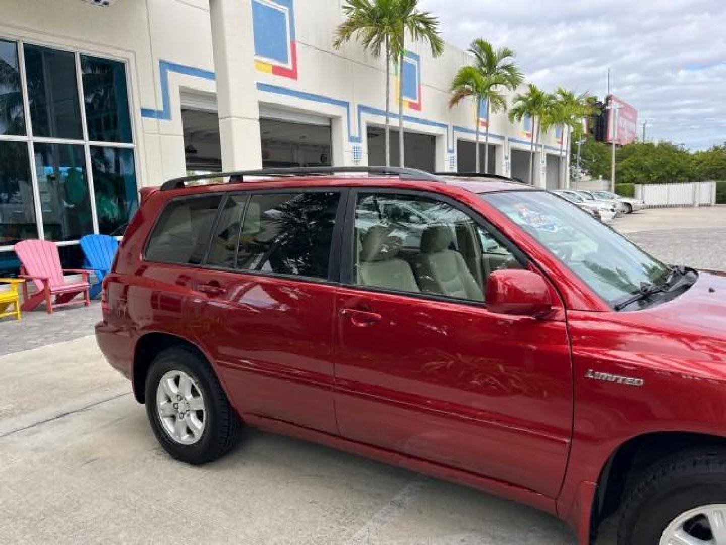 2003 Sundown Red Pearl /Ivory Toyota Highlander 1NC Limited LOW MILES 33,971 (JTEGF21AX30) with an 3.0L DOHC MPFI 24-Valve V6 Engine engine, Automatic transmission, located at 4701 North Dixie Hwy, Pompano Beach, FL, 33064, (954) 422-2889, 26.240938, -80.123474 - OUR WEBPAGE FLORIDACARS1.COM HAS OVER 100 PHOTOS AND FREE CARFAX LINK 2003 TOYOTA HIGHLANDER ROAD READY 3.0L V6 VIN: JTEGF21AX30114961 NO RECALLS 4 DOOR WAGON/SPORT UTILITY 1 OWNER 3.0L V6 F 24V POWER LEATHER SEATS GASOLINE POWER SUNROOF FRONT WHEEL DRIVE 46 SERVICE RECORDS Approach Lights Vehicle s - Photo#87