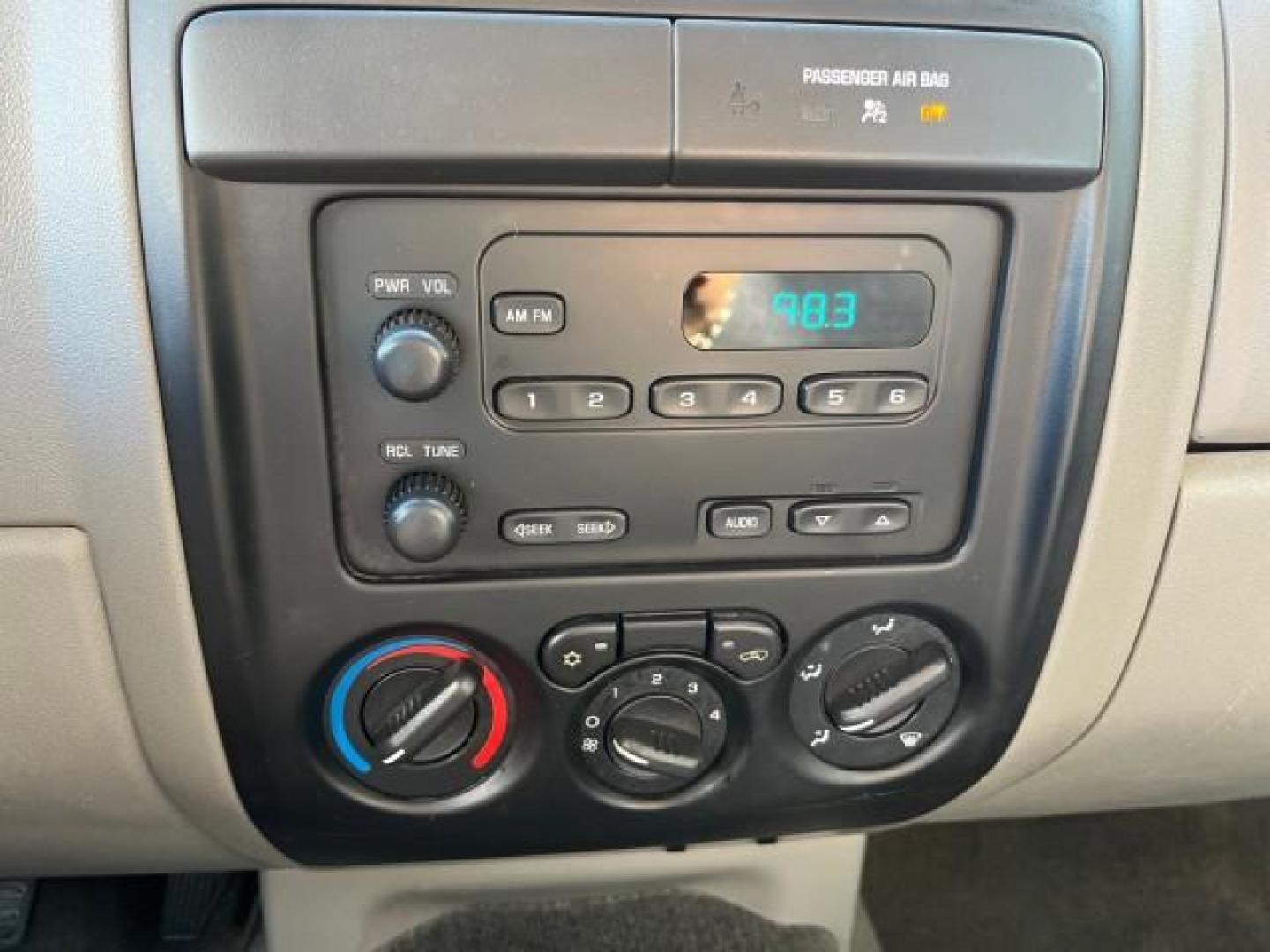 2006 Black /Light Cashmere Chevrolet Colorado 1 FL LS LOW MILES 53,797 (1GCCS148368) with an 2.8L DOHC 4-Cyl MFI Engine engine, Manual transmission, located at 4701 North Dixie Hwy, Pompano Beach, FL, 33064, (954) 422-2889, 26.240938, -80.123474 - OUR WEBPAGE FLORIDACARS1.COM HAS OVER 100 PHOTOS AND FREE CARFAX LINK 2006 CHEVROLET COLORADO WORK TRUCK ROAD READY WORK READY VIN: 1GCCS148368250775 NO ACCIDENTS 2.8L I4 PICKUP 1 OWNER FLORIDA 2.8L I4 F LOW MILES 53,797 25 MPG GASOLINE 6.1 FT BED LENGHT REAR WHEEL DRIVE MANUAL 5 SERVICE RECORDS 6.1 - Photo#37