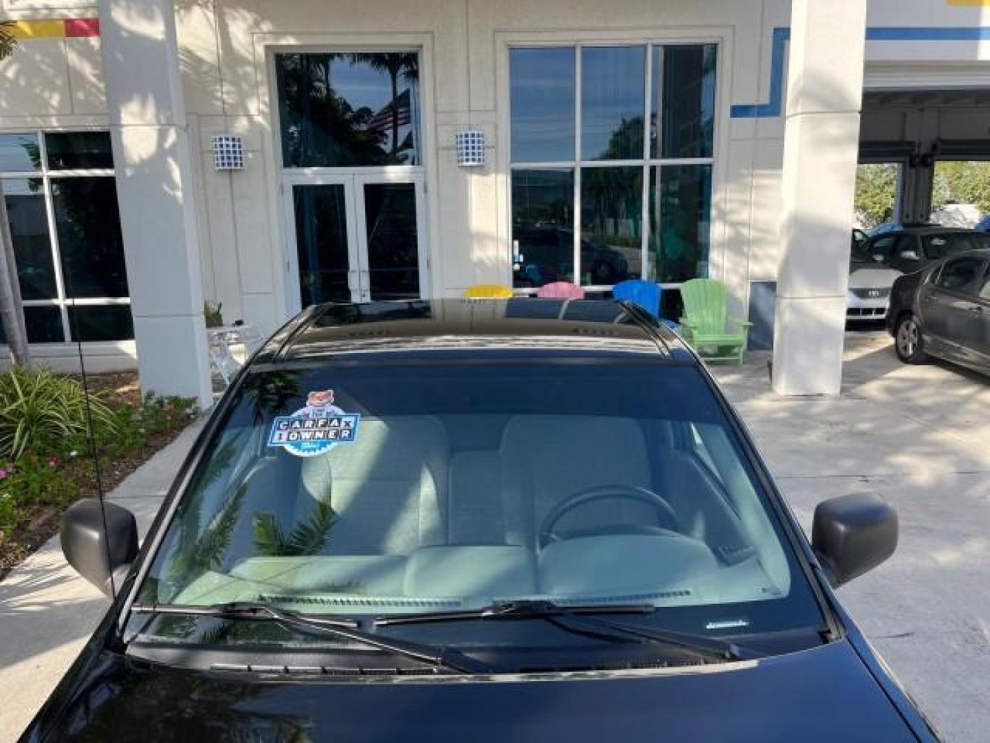 2006 Black /Light Cashmere Chevrolet Colorado 1 FL LS LOW MILES 53,797 (1GCCS148368) with an 2.8L DOHC 4-Cyl MFI Engine engine, Manual transmission, located at 4701 North Dixie Hwy, Pompano Beach, FL, 33064, (954) 422-2889, 26.240938, -80.123474 - OUR WEBPAGE FLORIDACARS1.COM HAS OVER 100 PHOTOS AND FREE CARFAX LINK 2006 CHEVROLET COLORADO WORK TRUCK ROAD READY WORK READY VIN: 1GCCS148368250775 NO ACCIDENTS 2.8L I4 PICKUP 1 OWNER FLORIDA 2.8L I4 F LOW MILES 53,797 25 MPG GASOLINE 6.1 FT BED LENGHT REAR WHEEL DRIVE MANUAL 5 SERVICE RECORDS 6.1 - Photo#65