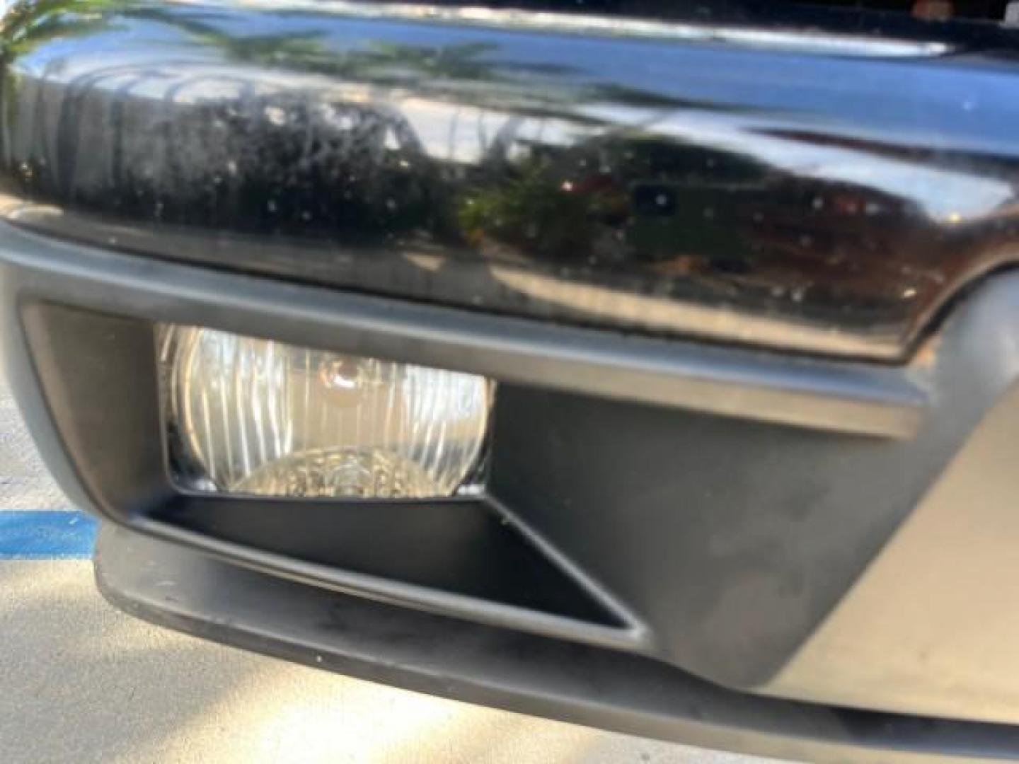 2006 Black /Light Cashmere Chevrolet Colorado 1 FL LS LOW MILES 53,797 (1GCCS148368) with an 2.8L DOHC 4-Cyl MFI Engine engine, Manual transmission, located at 4701 North Dixie Hwy, Pompano Beach, FL, 33064, (954) 422-2889, 26.240938, -80.123474 - OUR WEBPAGE FLORIDACARS1.COM HAS OVER 100 PHOTOS AND FREE CARFAX LINK 2006 CHEVROLET COLORADO WORK TRUCK ROAD READY WORK READY VIN: 1GCCS148368250775 NO ACCIDENTS 2.8L I4 PICKUP 1 OWNER FLORIDA 2.8L I4 F LOW MILES 53,797 25 MPG GASOLINE 6.1 FT BED LENGHT REAR WHEEL DRIVE MANUAL 5 SERVICE RECORDS 6.1 - Photo#66