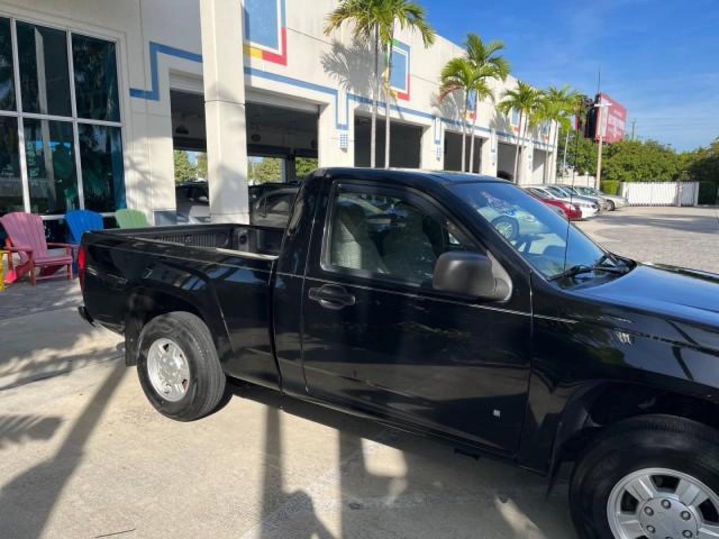 2006 Black /Light Cashmere Chevrolet Colorado 1 FL LS LOW MILES 53,797 (1GCCS148368) with an 2.8L DOHC 4-Cyl MFI Engine engine, Manual transmission, located at 4701 North Dixie Hwy, Pompano Beach, FL, 33064, (954) 422-2889, 26.240938, -80.123474 - OUR WEBPAGE FLORIDACARS1.COM HAS OVER 100 PHOTOS AND FREE CARFAX LINK 2006 CHEVROLET COLORADO WORK TRUCK ROAD READY WORK READY VIN: 1GCCS148368250775 NO ACCIDENTS 2.8L I4 PICKUP 1 OWNER FLORIDA 2.8L I4 F LOW MILES 53,797 25 MPG GASOLINE 6.1 FT BED LENGHT REAR WHEEL DRIVE MANUAL 5 SERVICE RECORDS 6.1 - Photo#75