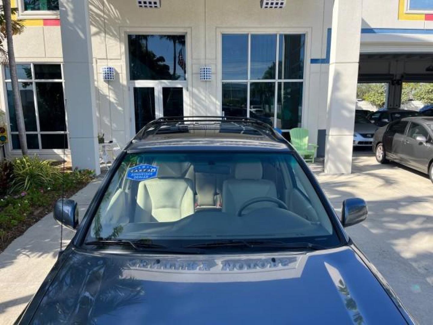 2005 Bluestone Metallic /Ivory Toyota Highlander FL LOW MILES 39,779 (JTEDP21A150) with an 3.3L DOHC SFI 24-Valve VVT-i V6 Engine engine, Automatic transmission, located at 4701 North Dixie Hwy, Pompano Beach, FL, 33064, (954) 422-2889, 26.240938, -80.123474 - OUR WEBPAGE FLORIDACARS1.COM HAS OVER 100 PHOTOS AND FREE CARFAX LINK 2005 TOYOTA HIGHLANDER ROAD READY 3.3L V6 VIN: JTEDP21A150075101 NO ACCIDENTS 25 MPG 4 DOOR WAGON/SPORT UTILITY NO RECALLS SUNROOF 3.3L V6 F DOHC 24V FLORIDA OWNER GASOLINE LOW MILES 39,779 FRONT WHEEL DRIVE 6 SERVICE RECORDS Auto - Photo#88