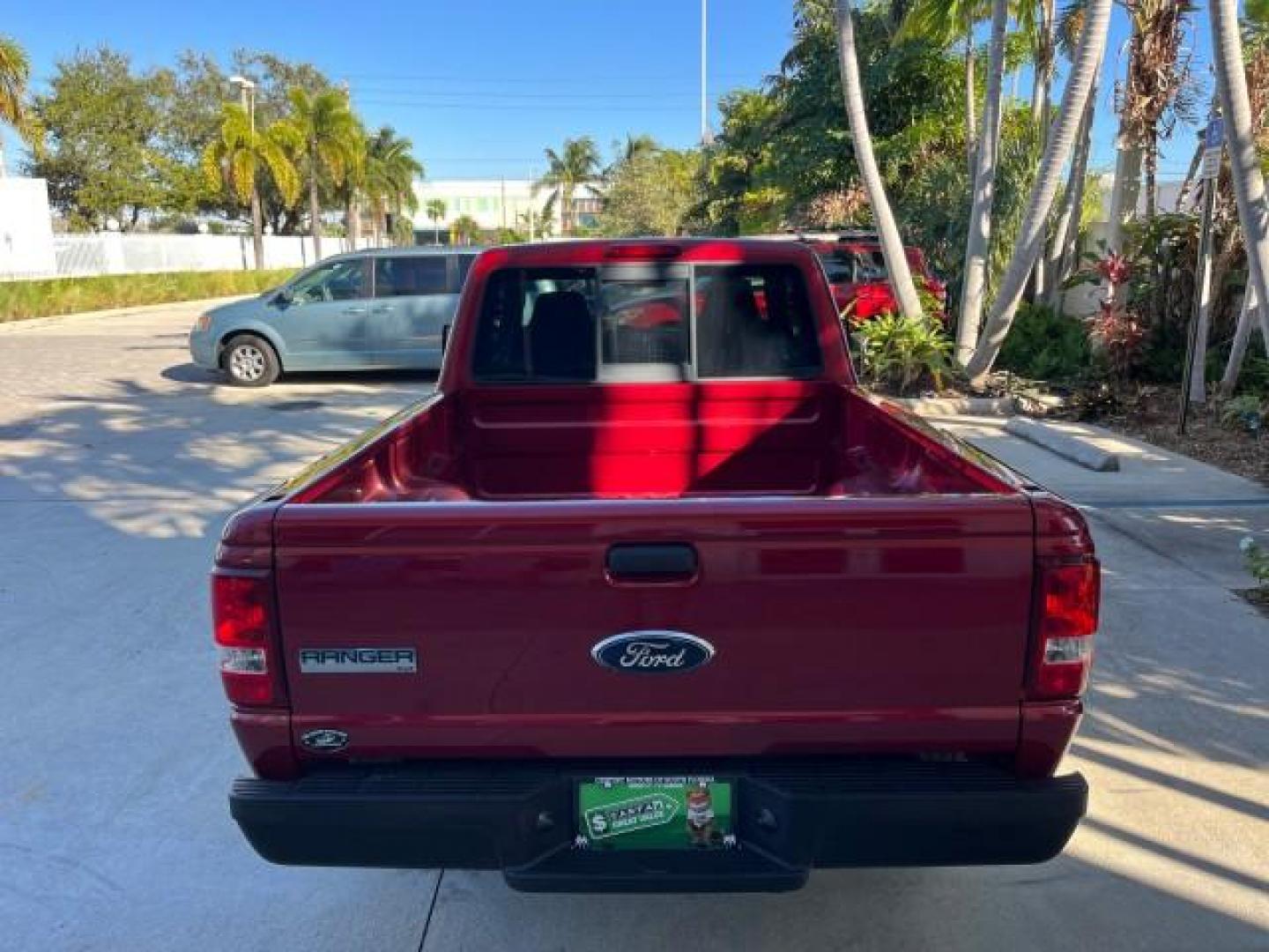 2007 Redfire /Medium Dk Flint Ford Ranger FL XLT LOW MILES 71,438 5SPD (1FTYR14D47P) with an 2.3L DOHC 16-Valve I4 Engine engine, Manual transmission, located at 4701 North Dixie Hwy, Pompano Beach, FL, 33064, (954) 422-2889, 26.240938, -80.123474 - OUR WEBPAGE FLORIDACARS1.COM HAS OVER 100 PHOTOS AND FREE CARFAX LINK 2007 FORD RANGER XL ROAD READY WORK READY VIN: 1FTYR14D47PA12424 NO ACCIDENTS 2.3L I4 CLUB CAB PICKUP FLORIDA OWNER 29 MPG 2.3L 4 F 5 SPD 4 CYL HARD TO FIND LOW MILES 71,438 XLT GASOLINE 6.0 FT BED LENGTH REAR WHEEL DRIVE MANUAL 1 - Photo#92