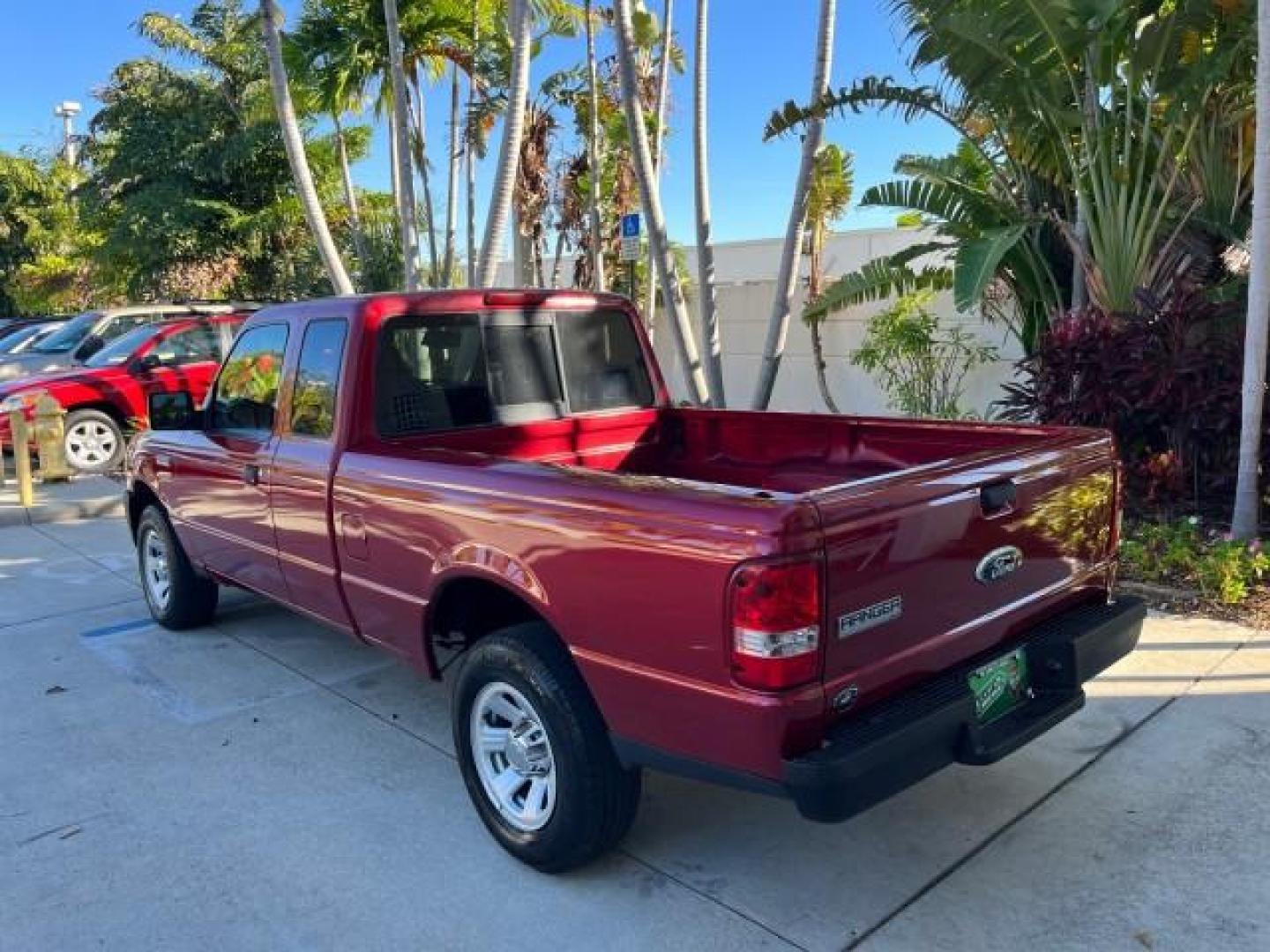 2007 Redfire /Medium Dk Flint Ford Ranger FL XLT LOW MILES 71,438 5SPD (1FTYR14D47P) with an 2.3L DOHC 16-Valve I4 Engine engine, Manual transmission, located at 4701 North Dixie Hwy, Pompano Beach, FL, 33064, (954) 422-2889, 26.240938, -80.123474 - OUR WEBPAGE FLORIDACARS1.COM HAS OVER 100 PHOTOS AND FREE CARFAX LINK 2007 FORD RANGER XL ROAD READY WORK READY VIN: 1FTYR14D47PA12424 NO ACCIDENTS 2.3L I4 CLUB CAB PICKUP FLORIDA OWNER 29 MPG 2.3L 4 F 5 SPD 4 CYL HARD TO FIND LOW MILES 71,438 XLT GASOLINE 6.0 FT BED LENGTH REAR WHEEL DRIVE MANUAL 1 - Photo#93