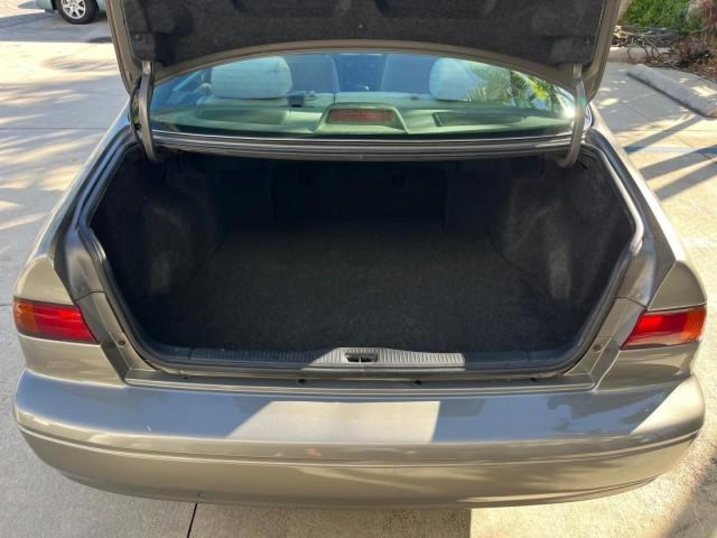 1998 Classic Green Pearl /Gray Toyota Camry FL LE LOW MILES 48,539 (JT2BF22K4W0) with an 3.0L Twin-Cam EFI 24-Valve V6 Engine engine, Automatic transmission, located at 4701 North Dixie Hwy, Pompano Beach, FL, 33064, (954) 422-2889, 26.240938, -80.123474 - OUR WEBPAGE FLORIDACARS1.COM HAS OVER 100 PHOTOS AND FREE CARFAX LINK 1998 TOYOTA CAMRY CE V6 ROAD READY 3.0L V6 VIN: JT2BF22K4W0134660 FLORIDA OWNER SEDAN 4 DR LOW MILES 48,539 3.0L V6 F DOHC 24V NO RECALLS 28 MPG GASOLINE POWER MIRRORS FRONT WHEEL DRIVE ABS Brakes Automatic Transmission Cruise Con - Photo#64