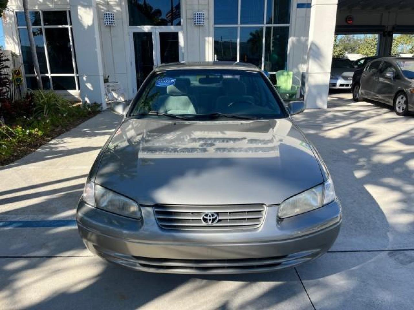 1998 Classic Green Pearl /Gray Toyota Camry FL LE LOW MILES 48,539 (JT2BF22K4W0) with an 3.0L Twin-Cam EFI 24-Valve V6 Engine engine, Automatic transmission, located at 4701 North Dixie Hwy, Pompano Beach, FL, 33064, (954) 422-2889, 26.240938, -80.123474 - OUR WEBPAGE FLORIDACARS1.COM HAS OVER 100 PHOTOS AND FREE CARFAX LINK 1998 TOYOTA CAMRY CE V6 ROAD READY 3.0L V6 VIN: JT2BF22K4W0134660 FLORIDA OWNER SEDAN 4 DR LOW MILES 48,539 3.0L V6 F DOHC 24V NO RECALLS 28 MPG GASOLINE POWER MIRRORS FRONT WHEEL DRIVE ABS Brakes Automatic Transmission Cruise Con - Photo#73