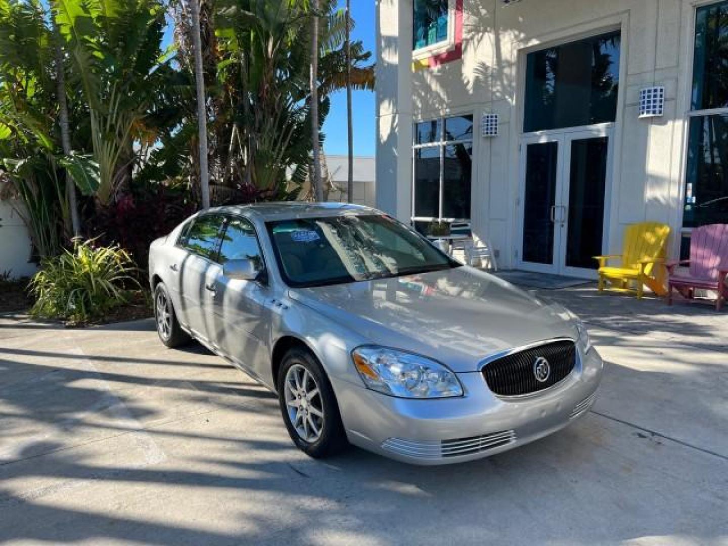 2007 Platinum Metallic /Cocoa/Shale Buick Lucerne V6 CXL LOW MILES 36,082 (1G4HD57247U) with an 3.8L V6 SFI Engine engine, Automatic transmission, located at 4701 North Dixie Hwy, Pompano Beach, FL, 33064, (954) 422-2889, 26.240938, -80.123474 - OUR WEBPAGE FLORIDACARS1.COM HAS OVER 100 PHOTOS AND FREE CARFAX LINK 2007 BUICK LUCERNE CXL V6 ROAD READY 3.8L V6 CXL VIN: 1G4HD57247U216623 NO RECALLS 26 MPG SEDAN 4 DR SUPER LOW MILES 36,082 3.8L V6 F 3800 THE BEST POWER LEATHER SEATS GASOLINE 7 SERVICE RECORDS FRONT WHEEL DRIVE POWER MIRRORS Ada - Photo#1