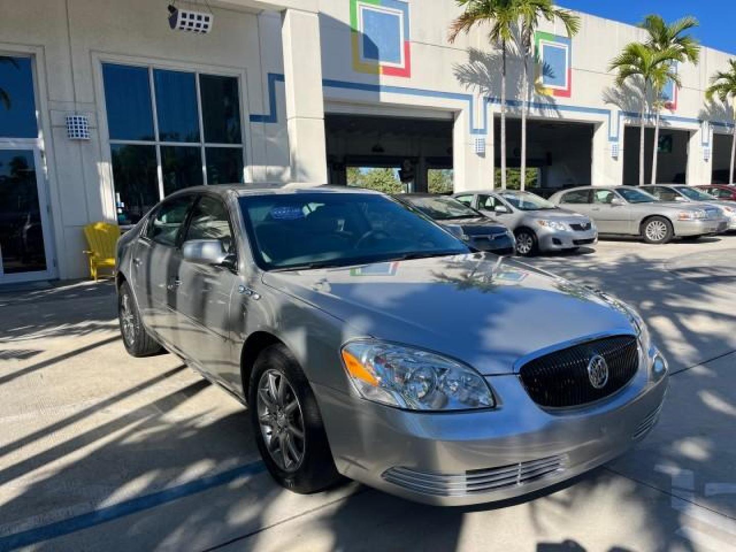 2007 Platinum Metallic /Cocoa/Shale Buick Lucerne V6 CXL LOW MILES 36,082 (1G4HD57247U) with an 3.8L V6 SFI Engine engine, Automatic transmission, located at 4701 North Dixie Hwy, Pompano Beach, FL, 33064, (954) 422-2889, 26.240938, -80.123474 - OUR WEBPAGE FLORIDACARS1.COM HAS OVER 100 PHOTOS AND FREE CARFAX LINK 2007 BUICK LUCERNE CXL V6 ROAD READY 3.8L V6 CXL VIN: 1G4HD57247U216623 NO RECALLS 26 MPG SEDAN 4 DR SUPER LOW MILES 36,082 3.8L V6 F 3800 THE BEST POWER LEATHER SEATS GASOLINE 7 SERVICE RECORDS FRONT WHEEL DRIVE POWER MIRRORS Ada - Photo#80