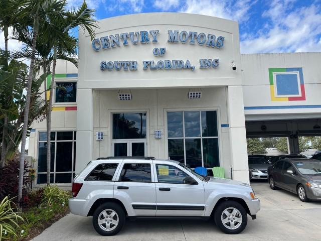 photo of 2006 Jeep Grand Cherokee 1 FL Laredo LOW MILES 57,272