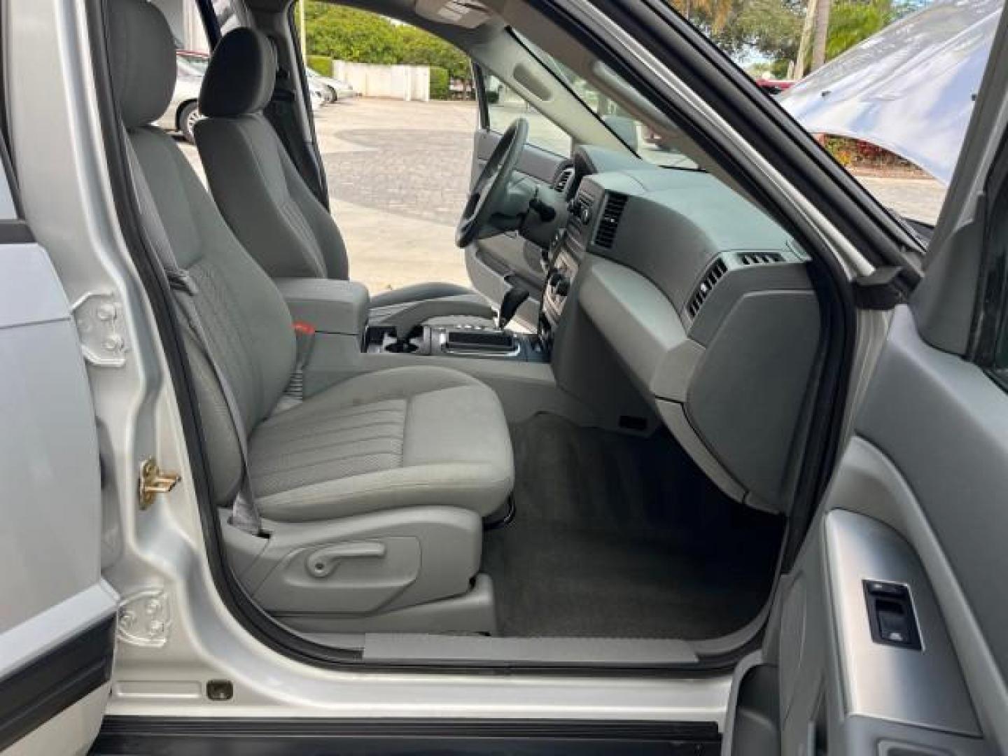 2006 Bright Silver Metallic /Medium Slate Gray Jeep Grand Cherokee 1 FL Laredo LOW MILES 57,272 (1J4GS48K06C) with an 3.7L V6 Engine engine, Automatic transmission, located at 4701 North Dixie Hwy, Pompano Beach, FL, 33064, (954) 422-2889, 26.240938, -80.123474 - OUR WEBPAGE FLORIDACARS1.COM HAS OVER 100 PHOTOS AND FREE CARFAX LINK 2006 JEEP GRAND CHEROKEE LAREDO ROAD READY 3.7L V6 VIN: 1J4GS48K06C160709 NO ACCIDENTS 4 DOOR WAGON/SPORT UTILITY NO RECALLS 3.7L V6 F 1 OWNER FLORIDA GASOLINE LOW MILES 57,272 REAR WHEEL DRIVE POWER SEATS/MIRRORS Active Head Rest - Photo#13