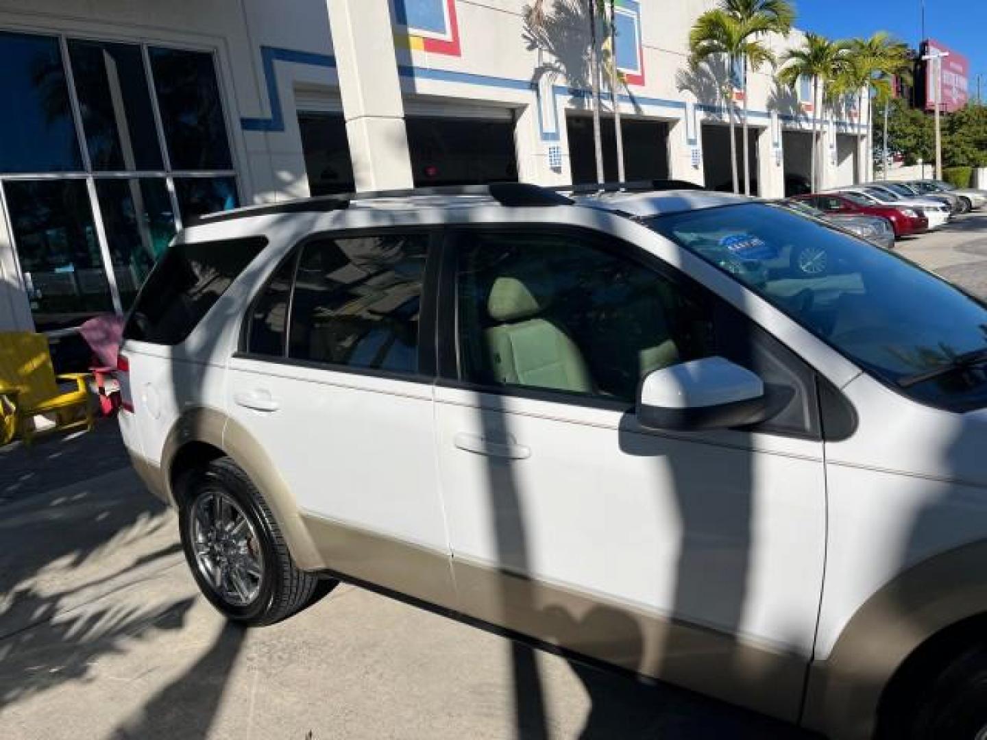 2008 Oxford White /Camel Ford Taurus X Eddie Bauer LOW MILES 39,063 (1FMDK07W18G) with an 3.5L SMPI 24-Valve V6 Duratec Engine engine, Automatic transmission, located at 4701 North Dixie Hwy, Pompano Beach, FL, 33064, (954) 422-2889, 26.240938, -80.123474 - OUR WEBPAGE FLORIDACARS1.COM HAS OVER 100 PHOTOS AND FREE CARFAX LINK 2008 FORD TAURUS X EDDIE BAUER ROAD READY 3.5L V6 VIN: 1FMDK07W18GA43864 FLORIDA OWNER 4 DOOR WAGON/SPORT UTILITY LOW MILES 39,063 3.5L V6 F 3 ROW LEATHER SEATS GASOLINE PARK SENSORS POWER SEATS/MIRRORS FRONT WHEEL DRIVE POWER SUN - Photo#97