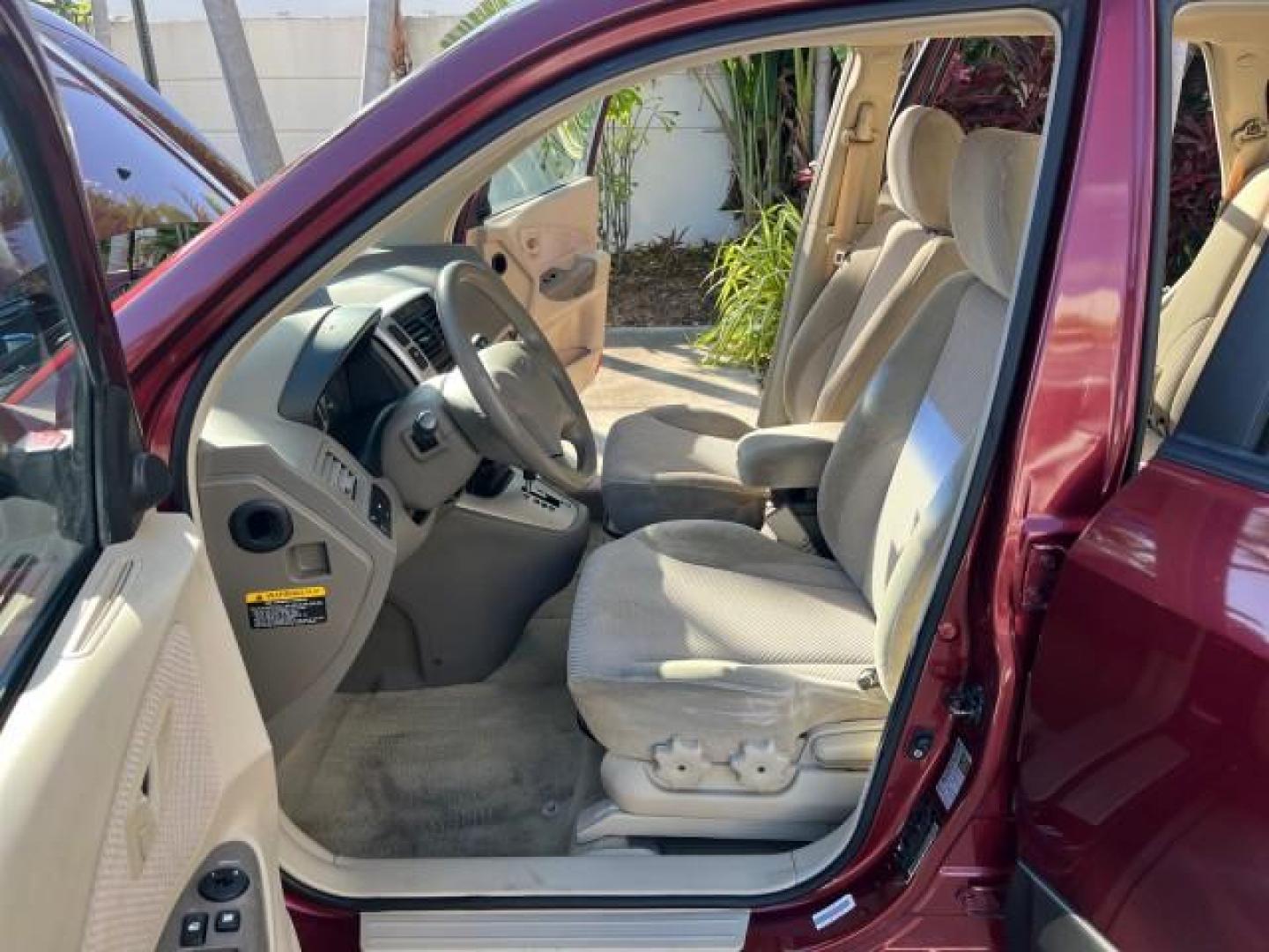 2006 Mesa Red /Beige Hyundai Tucson 1 FL GLS LOW MILES 47,967 (KM8JN12D96U) with an 2.7L DOHC MPI 24-Valve V6 Engine engine, Automatic transmission, located at 4701 North Dixie Hwy, Pompano Beach, FL, 33064, (954) 422-2889, 26.240938, -80.123474 - OUR WEBPAGE FLORIDACARS1.COM HAS OVER 100 PHOTOS AND FREE CARFAX LINK 2006 HYUNDAI TUCSON GLS ROAD READY 2.7L V6 VIN: KM8JN12D96U359484 NO ACCIDENTS 4 DOOR WAGON/SPORT UTILITY NO RECALLS 26 MPG 2.7L V6 F DOHC 24V 1 OWNER FLORIDA GASOLINE POWER SUNROOF FRONT WHEEL DRIVE LOW MILES 47,967 Anti-Theft Sy - Photo#10