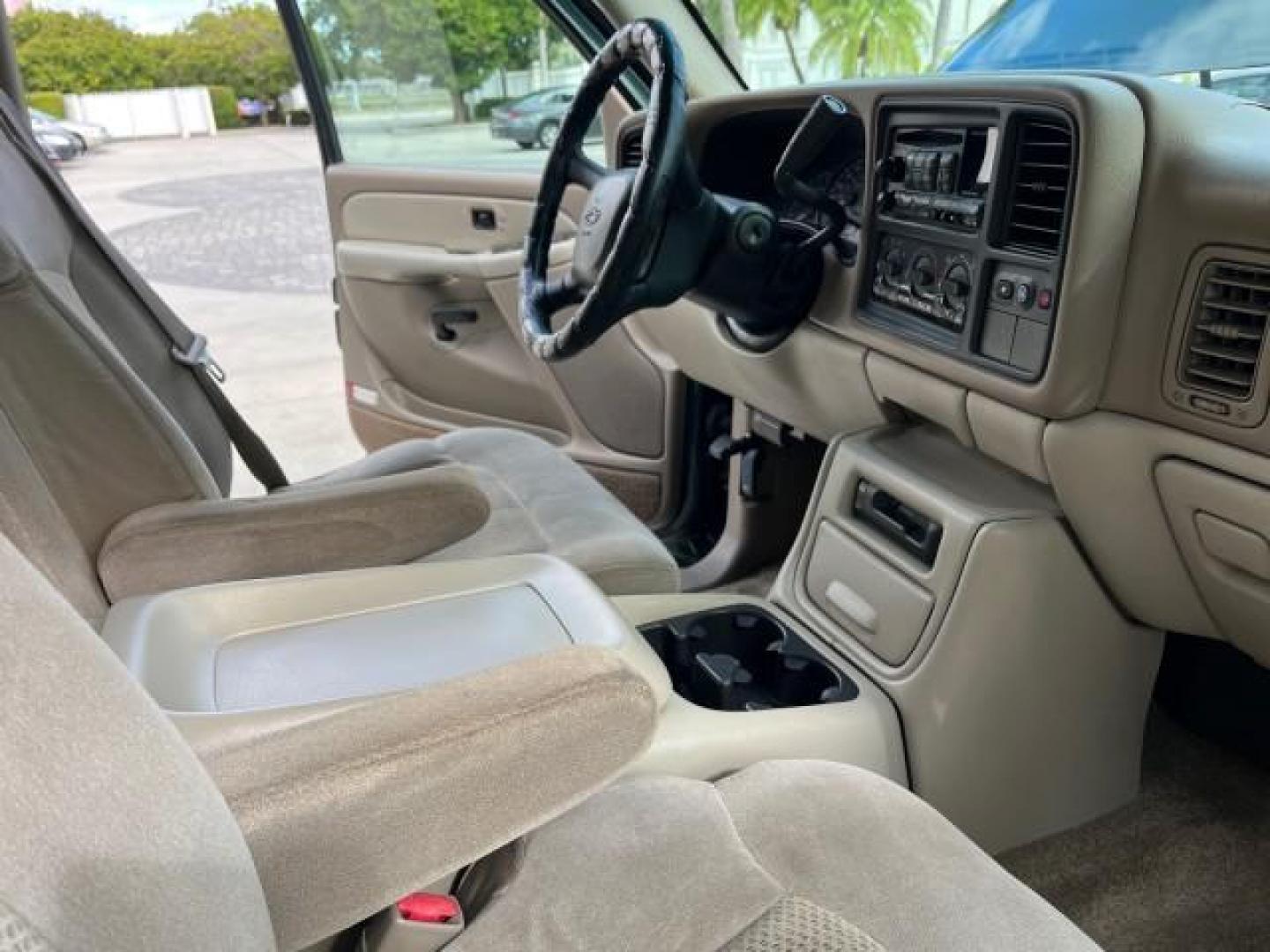 2001 Forest Green Metallic /Lt Gray/Neutral Chevrolet Tahoe LS LOW MILES 74,463 4X4 (1GNEK13T71R) with an 5.3L Vortec 1000 SFI V8 Engine engine, Automatic transmission, located at 4701 North Dixie Hwy, Pompano Beach, FL, 33064, (954) 422-2889, 26.240938, -80.123474 - OUR WEBPAGE FLORIDACARS1.COM HAS OVER 100 PHOTOS AND FREE CARFAX LINK 2001 CHEVROLET TAHOE LS ROAD READY 5.3L V8 VIN: 1GNEK13T71R215150 NO ACCIDENTS 4 DOOR WAGON/SPORT UTILITY NO RECALLS 4X4 5.3L V8 F OHV FLORIDA OWNER GASOLINE LOW MILES 74,468 REAR WHEEL DRIVE 4X4 POWER SEATS 4WD Alloy Wheels Anti- - Photo#28