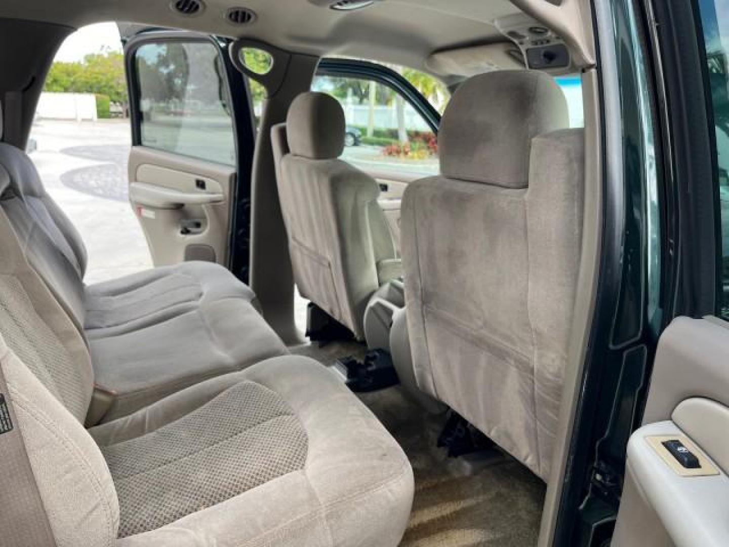 2001 Forest Green Metallic /Lt Gray/Neutral Chevrolet Tahoe LS LOW MILES 74,463 4X4 (1GNEK13T71R) with an 5.3L Vortec 1000 SFI V8 Engine engine, Automatic transmission, located at 4701 North Dixie Hwy, Pompano Beach, FL, 33064, (954) 422-2889, 26.240938, -80.123474 - OUR WEBPAGE FLORIDACARS1.COM HAS OVER 100 PHOTOS AND FREE CARFAX LINK 2001 CHEVROLET TAHOE LS ROAD READY 5.3L V8 VIN: 1GNEK13T71R215150 NO ACCIDENTS 4 DOOR WAGON/SPORT UTILITY NO RECALLS 4X4 5.3L V8 F OHV FLORIDA OWNER GASOLINE LOW MILES 74,468 REAR WHEEL DRIVE 4X4 POWER SEATS 4WD Alloy Wheels Anti- - Photo#31