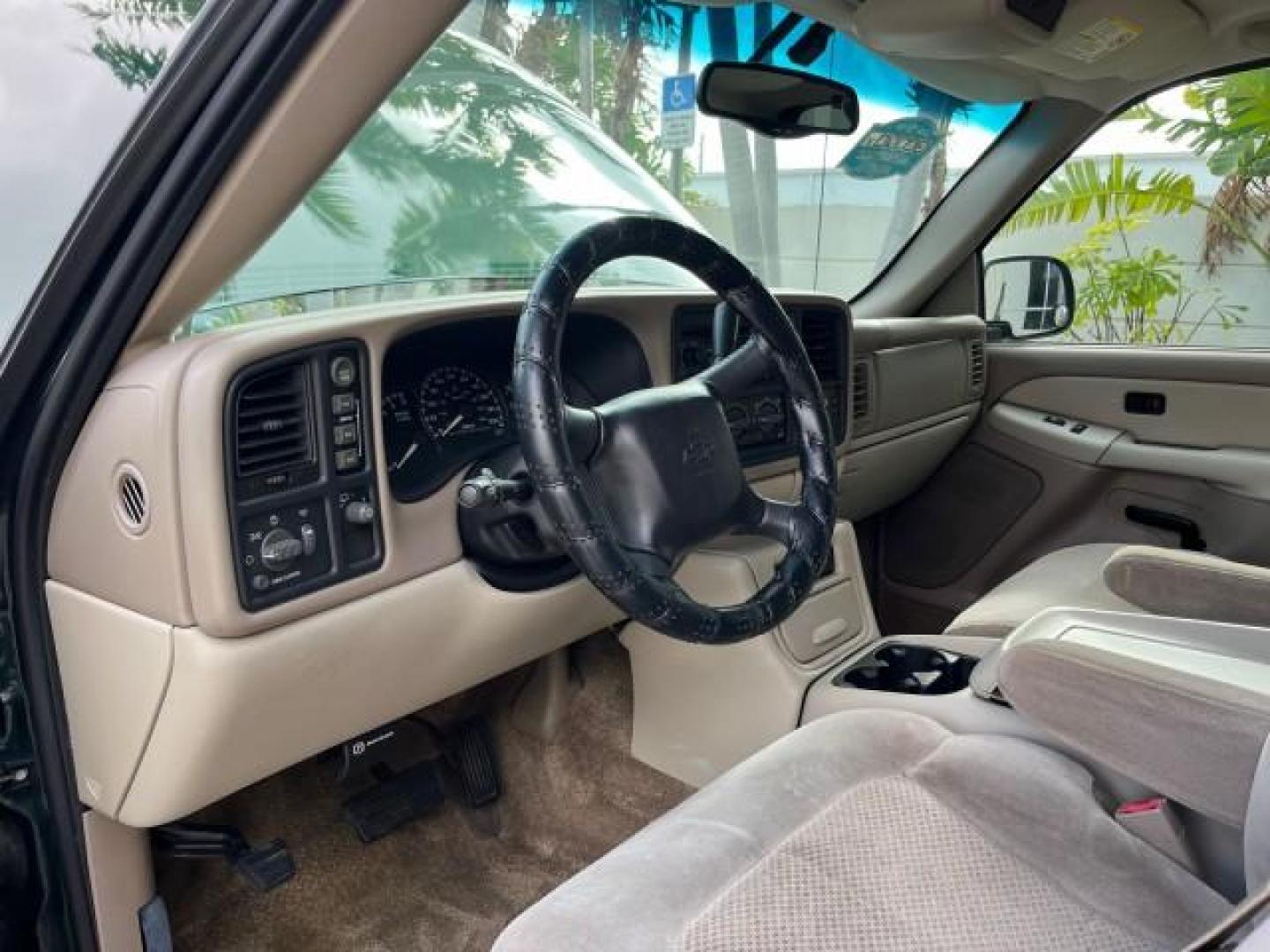 2001 Forest Green Metallic /Lt Gray/Neutral Chevrolet Tahoe LS LOW MILES 74,463 4X4 (1GNEK13T71R) with an 5.3L Vortec 1000 SFI V8 Engine engine, Automatic transmission, located at 4701 North Dixie Hwy, Pompano Beach, FL, 33064, (954) 422-2889, 26.240938, -80.123474 - OUR WEBPAGE FLORIDACARS1.COM HAS OVER 100 PHOTOS AND FREE CARFAX LINK 2001 CHEVROLET TAHOE LS ROAD READY 5.3L V8 VIN: 1GNEK13T71R215150 NO ACCIDENTS 4 DOOR WAGON/SPORT UTILITY NO RECALLS 4X4 5.3L V8 F OHV FLORIDA OWNER GASOLINE LOW MILES 74,468 REAR WHEEL DRIVE 4X4 POWER SEATS 4WD Alloy Wheels Anti- - Photo#43