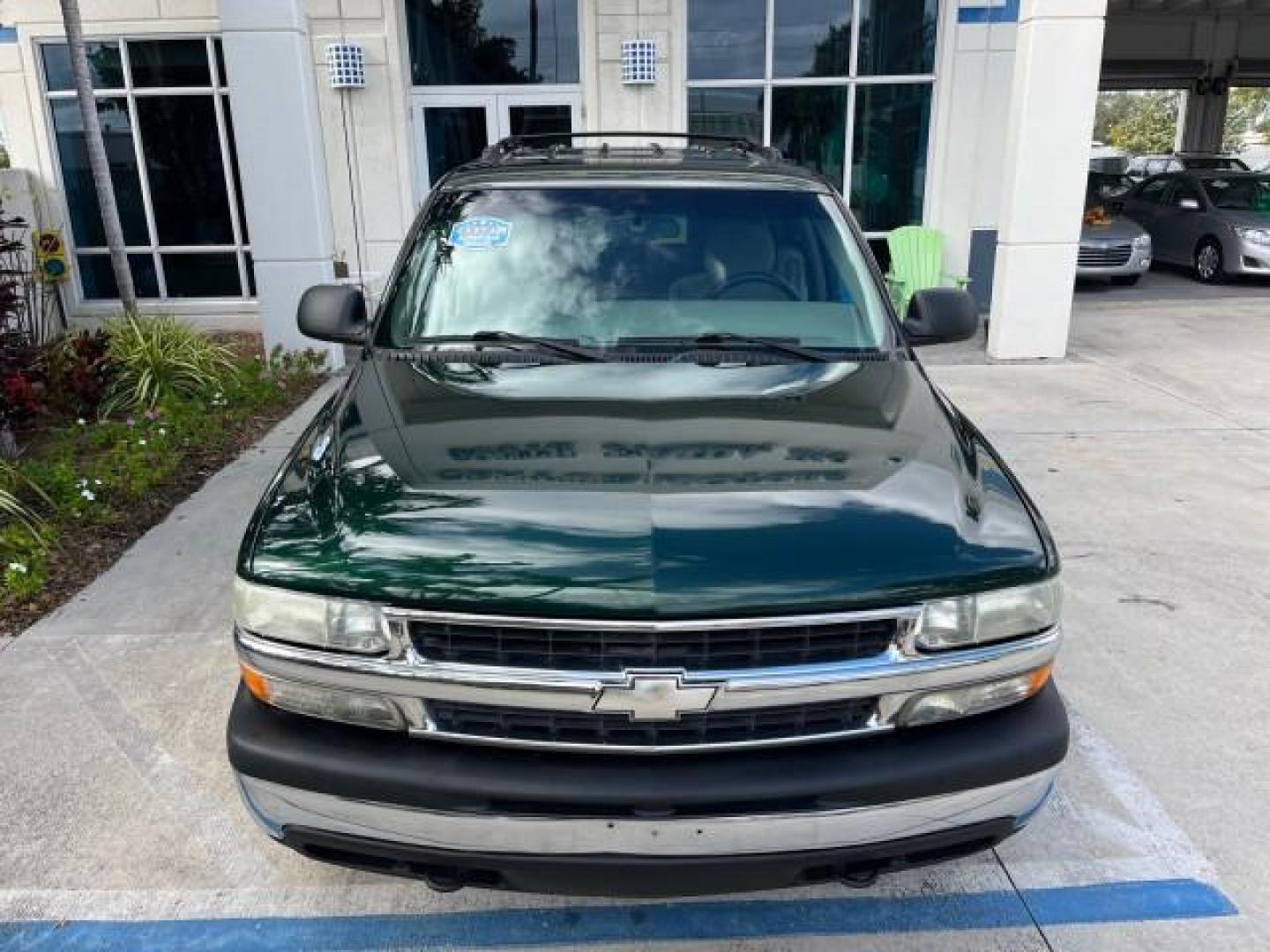 2001 Forest Green Metallic /Lt Gray/Neutral Chevrolet Tahoe LS LOW MILES 74,463 4X4 (1GNEK13T71R) with an 5.3L Vortec 1000 SFI V8 Engine engine, Automatic transmission, located at 4701 North Dixie Hwy, Pompano Beach, FL, 33064, (954) 422-2889, 26.240938, -80.123474 - OUR WEBPAGE FLORIDACARS1.COM HAS OVER 100 PHOTOS AND FREE CARFAX LINK 2001 CHEVROLET TAHOE LS ROAD READY 5.3L V8 VIN: 1GNEK13T71R215150 NO ACCIDENTS 4 DOOR WAGON/SPORT UTILITY NO RECALLS 4X4 5.3L V8 F OHV FLORIDA OWNER GASOLINE LOW MILES 74,468 REAR WHEEL DRIVE 4X4 POWER SEATS 4WD Alloy Wheels Anti- - Photo#78