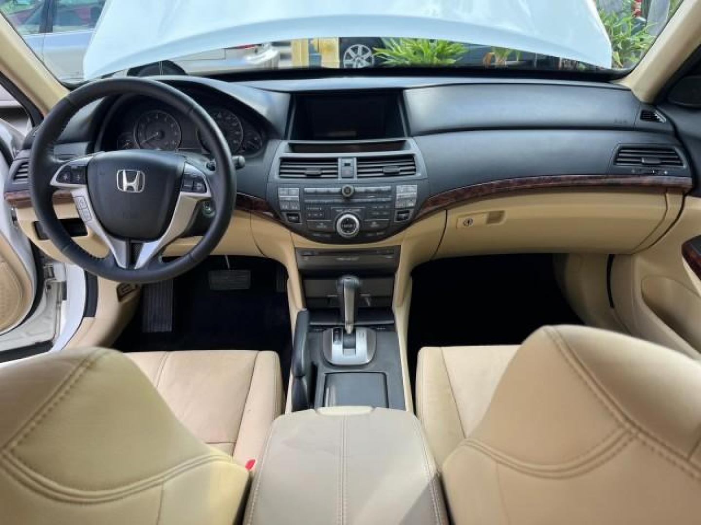 2011 White Diamond Pearl /Ivory Honda Accord Crosstour 1 FL EX-L LOW MILES 79,822 (5J6TF2H53BL) with an 3.5L SOHC MPFI 24-Valve i-VTEC V6 Engine engine, Automatic transmission, located at 4701 North Dixie Hwy, Pompano Beach, FL, 33064, (954) 422-2889, 26.240938, -80.123474 - OUR WEBPAGE FLORIDACARS1.COM HAS OVER 100 PHOTOS AND FREE CARFAX LINK 2011 HONDA ACCORD CROSSTOUR EX-L ROAD READY 3.5L V6 26 MPG VIN: 5J6TF2H53BL005079 NO RECALLS BLUETOOTH 4 DOOR WAGON/SPORT UTILITY 1 OWNER FLORIDA SUNROOF 3.5L V6 F SOHC 24V ON DEMAND AWD LEATHER GASOLINE POWER SEATS/MIRRORS ALL WH - Photo#34