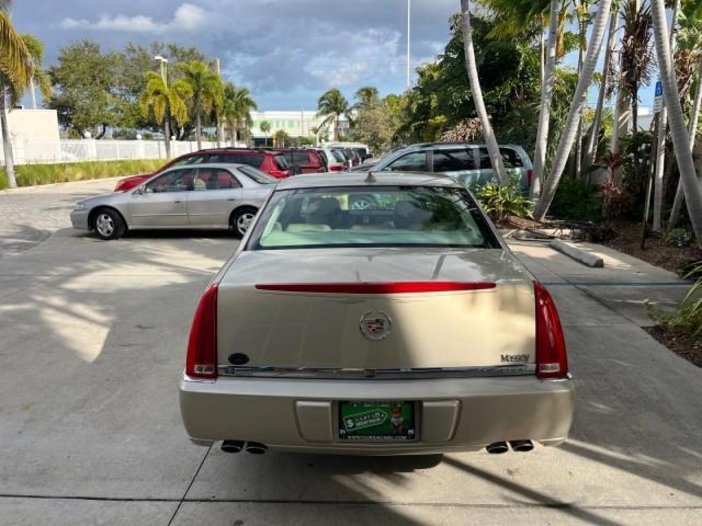 2009 Gold Mist /Light Linen Cadillac DTS w/1SA LOW MILES 36,460 (1G6KD57Y49U) with an Northstar 4.6L DOHC V8 Engine engine, Automatic transmission, located at 4701 North Dixie Hwy, Pompano Beach, FL, 33064, (954) 422-2889, 26.240938, -80.123474 - OUR WEBPAGE FLORIDACARS1.COM HAS OVER 100 PHOTOS AND FREE CARFAX LINK 2009 CADILLAC DTS ROAD READY 4.6L V8 VIN: 1G6KD57Y49U142303 NO ACCIDENTS FL OWNER SEDAN 4 DR NO RECALLS DUAL AC 4.6L V8 F DOHC 32V POWER LEATHER SEATS GASOLINE LOW MILES 36,460 FRONT WHEEL DRIVE NEW $46,280 NEW 12 SERVICE RECORDS - Photo#6