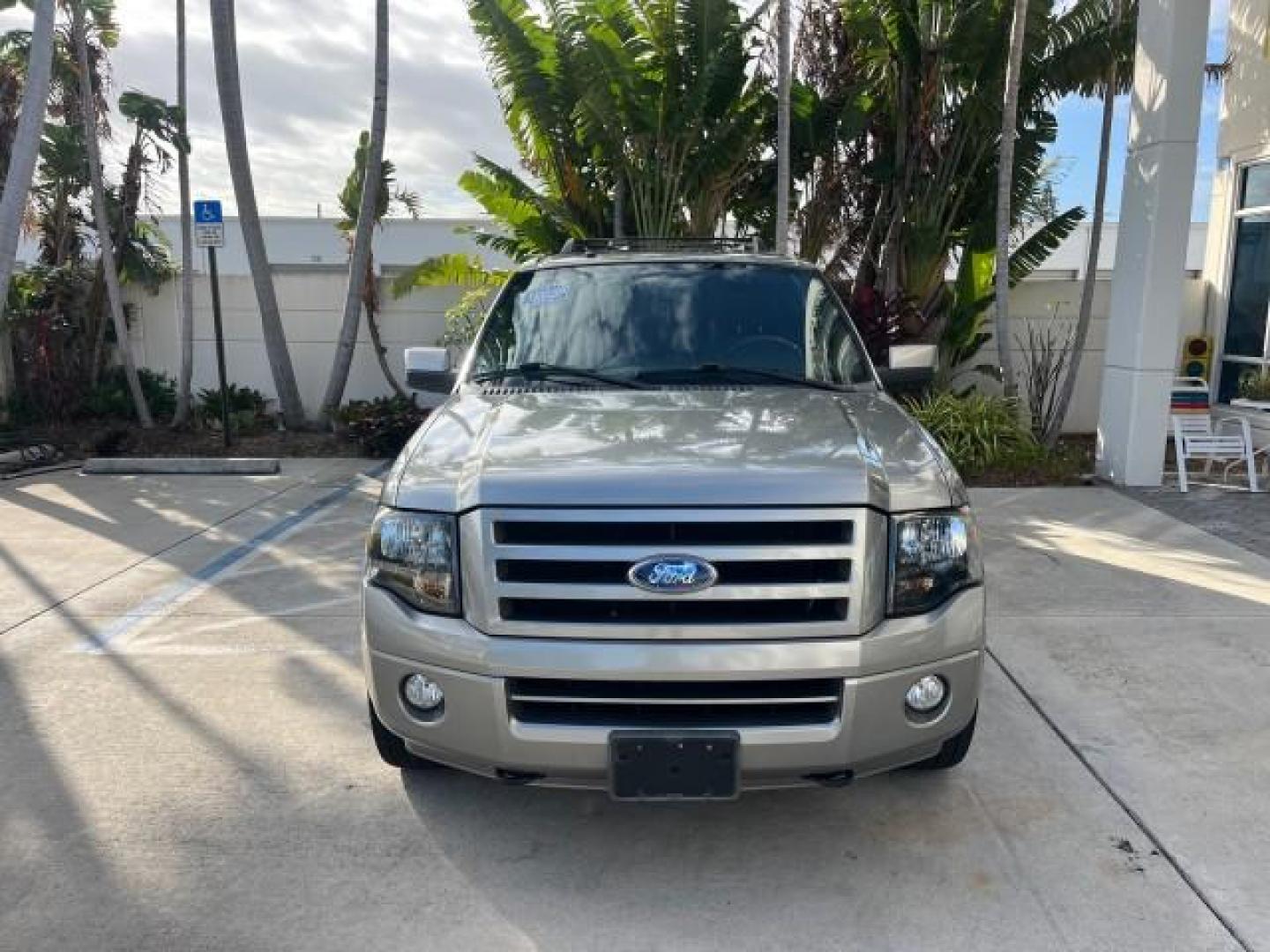 2008 Dark Copper Metallic /Charcoal Black Ford Expedition EL 4WD Limited LOW MILES 53,019 (1FMFK20578L) with an 5.4L SOHC SEFI 24-Valve V8 Engine engine, Automatic transmission, located at 4701 North Dixie Hwy, Pompano Beach, FL, 33064, (954) 422-2889, 26.240938, -80.123474 - OUR WEBPAGE FLORIDACARS1.COM HAS OVER 100 PHOTOS AND FREE CARFAX LINK 2008 FORD EXPEDITION EL LIMITED ROAD READY 5.4L V8 4X4 VIN: 1FMFK20578LA72590 NO RECALLS LEATHER SEATS 4 DOOR WAGON/SPORT UTILITY POWER SUNROOF/SEATS 5.4L V8 F SOHC ON DEMAND 4WD NAVIGATION GASOLINE BACK UP SENSORS DVD REAR WHEEL - Photo#2