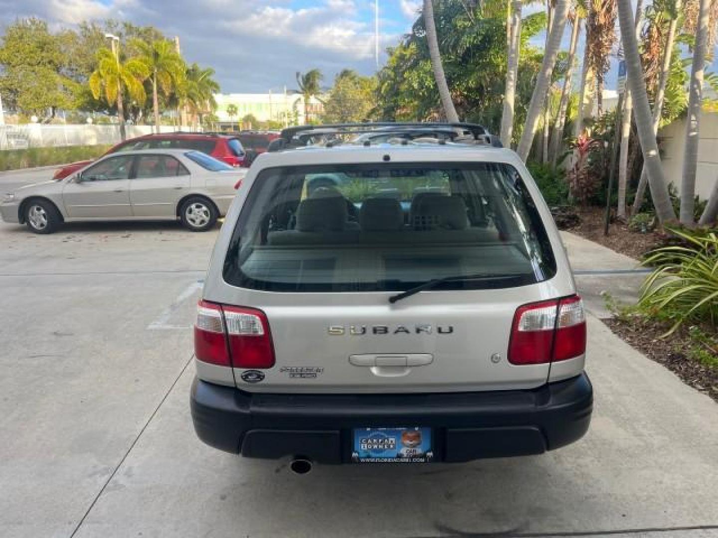 2001 Silverthorn Metallic /Gray Subaru Forester AWD 1 FL L LOW MILES 68,136 (JF1SF63541H) with an 2.5L SOHC SMPI 16-Valve 4-Cyl HO Boxer Engine engine, Automatic transmission, located at 4701 North Dixie Hwy, Pompano Beach, FL, 33064, (954) 422-2889, 26.240938, -80.123474 - OUR WEBPAGE FLORIDACARS1.COM HAS OVER 100 PHOTOS AND FREE CARFAX LINK 2001 SUBARU FORESTER L ROAD READY 2.5L H4 VIN: JF1SF63541H760202 NO ACCIDENTS AWD 4 DOOR WAGON/SPORT UTILITY NO RECALLS 28 MPG 2.5L H4 F SOHC 16V 1 OWNER FLORIDA GASOLINE LOW MILES 68,136 ALL WHEEL DRIVE ALL WHEEL DRIVE AWD Approa - Photo#6