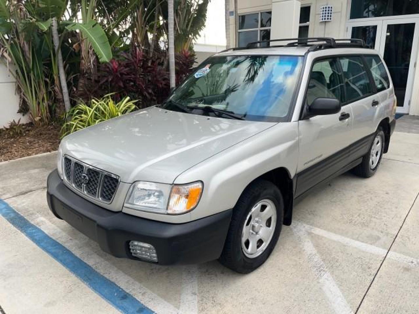 2001 Silverthorn Metallic /Gray Subaru Forester AWD 1 FL L LOW MILES 68,136 (JF1SF63541H) with an 2.5L SOHC SMPI 16-Valve 4-Cyl HO Boxer Engine engine, Automatic transmission, located at 4701 North Dixie Hwy, Pompano Beach, FL, 33064, (954) 422-2889, 26.240938, -80.123474 - OUR WEBPAGE FLORIDACARS1.COM HAS OVER 100 PHOTOS AND FREE CARFAX LINK 2001 SUBARU FORESTER L ROAD READY 2.5L H4 VIN: JF1SF63541H760202 NO ACCIDENTS AWD 4 DOOR WAGON/SPORT UTILITY NO RECALLS 28 MPG 2.5L H4 F SOHC 16V 1 OWNER FLORIDA GASOLINE LOW MILES 68,136 ALL WHEEL DRIVE ALL WHEEL DRIVE AWD Approa - Photo#75