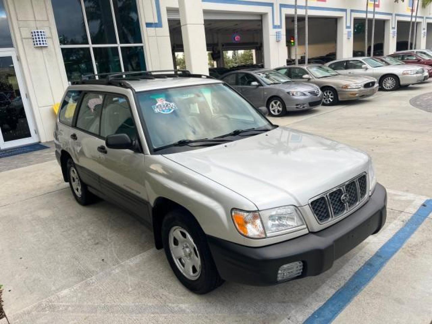 2001 Silverthorn Metallic /Gray Subaru Forester AWD 1 FL L LOW MILES 68,136 (JF1SF63541H) with an 2.5L SOHC SMPI 16-Valve 4-Cyl HO Boxer Engine engine, Automatic transmission, located at 4701 North Dixie Hwy, Pompano Beach, FL, 33064, (954) 422-2889, 26.240938, -80.123474 - OUR WEBPAGE FLORIDACARS1.COM HAS OVER 100 PHOTOS AND FREE CARFAX LINK 2001 SUBARU FORESTER L ROAD READY 2.5L H4 VIN: JF1SF63541H760202 NO ACCIDENTS AWD 4 DOOR WAGON/SPORT UTILITY NO RECALLS 28 MPG 2.5L H4 F SOHC 16V 1 OWNER FLORIDA GASOLINE LOW MILES 68,136 ALL WHEEL DRIVE ALL WHEEL DRIVE AWD Approa - Photo#98