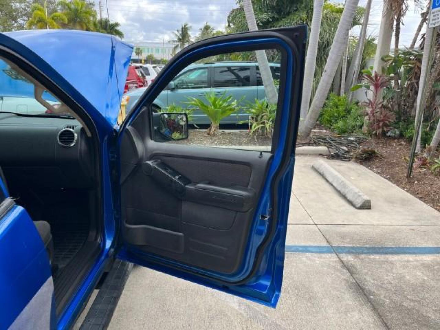 2010 Blue Flame Metallic /Dark Charcoal Ford Explorer Sport Trac 1 OWNER XLT LOW MILES 73,038 (1FMEU3BE9AU) with an 4.0L SOHC 12-Valve V6 Engine engine, Automatic transmission, located at 4701 North Dixie Hwy, Pompano Beach, FL, 33064, (954) 422-2889, 26.240938, -80.123474 - OUR WEBPAGE FLORIDACARS1.COM HAS OVER 100 PHOTOS AND FREE CARFAX LINK 2010 FORD EXPLORER SPORT TRAC XLT ROAD READY 4.0L V6 VIN: 1FMEU3BE9AUF01026 NO RECALLS 1 OWNER SPORT PICKUP LOW MILES 73,038 4.0L V6 F SOHC 12V 17 SERVICE RECORDS GASOLINE POWER SEATS 4.1FT BED REAR WHEEL DRIVE PARK SENSORS 4.1' B - Photo#11