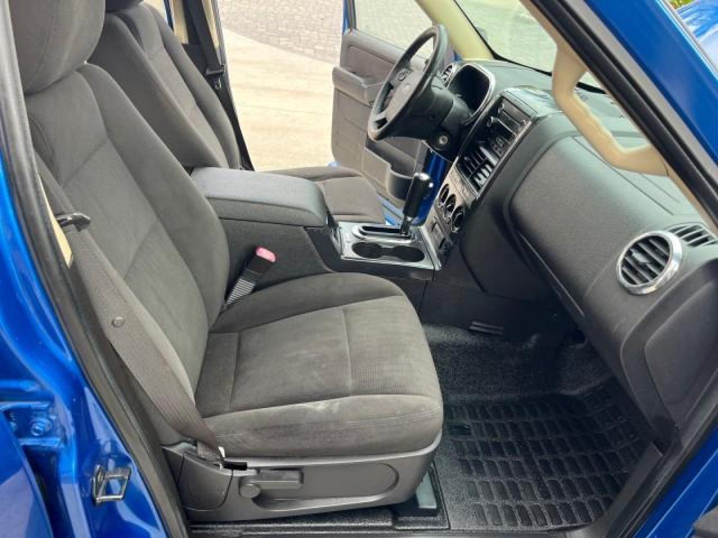 2010 Blue Flame Metallic /Dark Charcoal Ford Explorer Sport Trac 1 OWNER XLT LOW MILES 73,038 (1FMEU3BE9AU) with an 4.0L SOHC 12-Valve V6 Engine engine, Automatic transmission, located at 4701 North Dixie Hwy, Pompano Beach, FL, 33064, (954) 422-2889, 26.240938, -80.123474 - OUR WEBPAGE FLORIDACARS1.COM HAS OVER 100 PHOTOS AND FREE CARFAX LINK 2010 FORD EXPLORER SPORT TRAC XLT ROAD READY 4.0L V6 VIN: 1FMEU3BE9AUF01026 NO RECALLS 1 OWNER SPORT PICKUP LOW MILES 73,038 4.0L V6 F SOHC 12V 17 SERVICE RECORDS GASOLINE POWER SEATS 4.1FT BED REAR WHEEL DRIVE PARK SENSORS 4.1' B - Photo#27