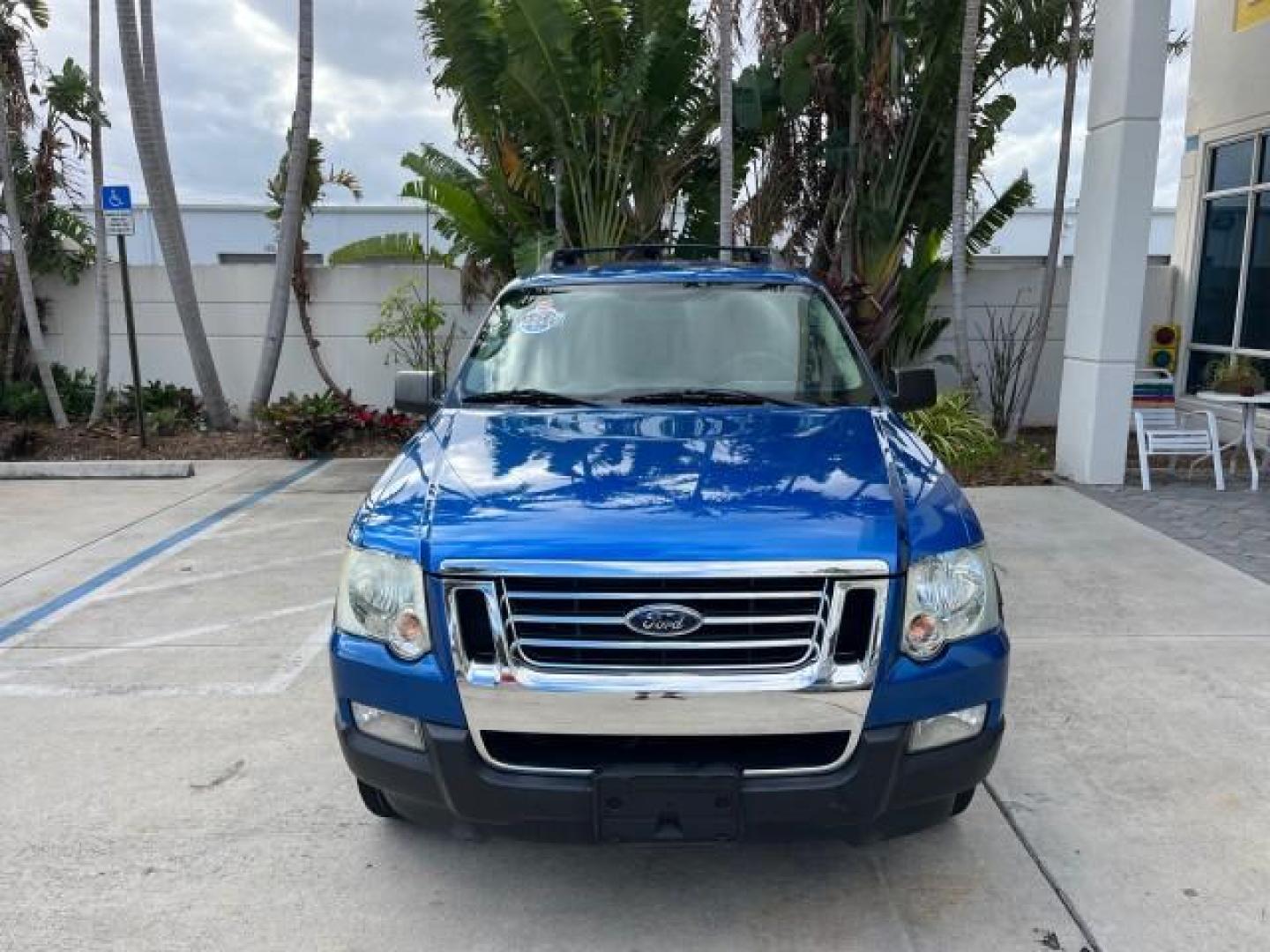 2010 Blue Flame Metallic /Dark Charcoal Ford Explorer Sport Trac 1 OWNER XLT LOW MILES 73,038 (1FMEU3BE9AU) with an 4.0L SOHC 12-Valve V6 Engine engine, Automatic transmission, located at 4701 North Dixie Hwy, Pompano Beach, FL, 33064, (954) 422-2889, 26.240938, -80.123474 - OUR WEBPAGE FLORIDACARS1.COM HAS OVER 100 PHOTOS AND FREE CARFAX LINK 2010 FORD EXPLORER SPORT TRAC XLT ROAD READY 4.0L V6 VIN: 1FMEU3BE9AUF01026 NO RECALLS 1 OWNER SPORT PICKUP LOW MILES 73,038 4.0L V6 F SOHC 12V 17 SERVICE RECORDS GASOLINE POWER SEATS 4.1FT BED REAR WHEEL DRIVE PARK SENSORS 4.1' B - Photo#2