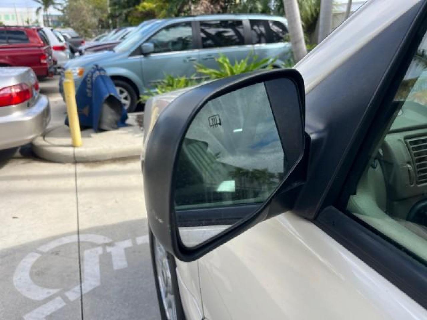 2005 Light French Silk Metallic /Midnight Grey Mercury Mountaineer Premier LOW MILES 49,983 (4M2DU66W55Z) with an 4.6L SOHC SMPI V8 Engine engine, Automatic transmission, located at 4701 North Dixie Hwy, Pompano Beach, FL, 33064, (954) 422-2889, 26.240938, -80.123474 - OUR WEBPAGE FLORIDACARS1.COM HAS OVER 100 PHOTOS AND FREE CARFAX LINK 2005 MERCURY MOUNTAINEER CONVENIENCE ROAD READY 4.6L V8 VIN: 4M2DU66W55ZJ20944 LOW MILES 49,983 4 DOOR WAGON/SPORT UTILITY NO RECALLS DVD SUNROOF 4.6L V8 F POWER LEATHER SEATS GASOLINE POWER SUNROOF/MIRRORS REAR WHEEL DRIVE 3 ROW - Photo#88