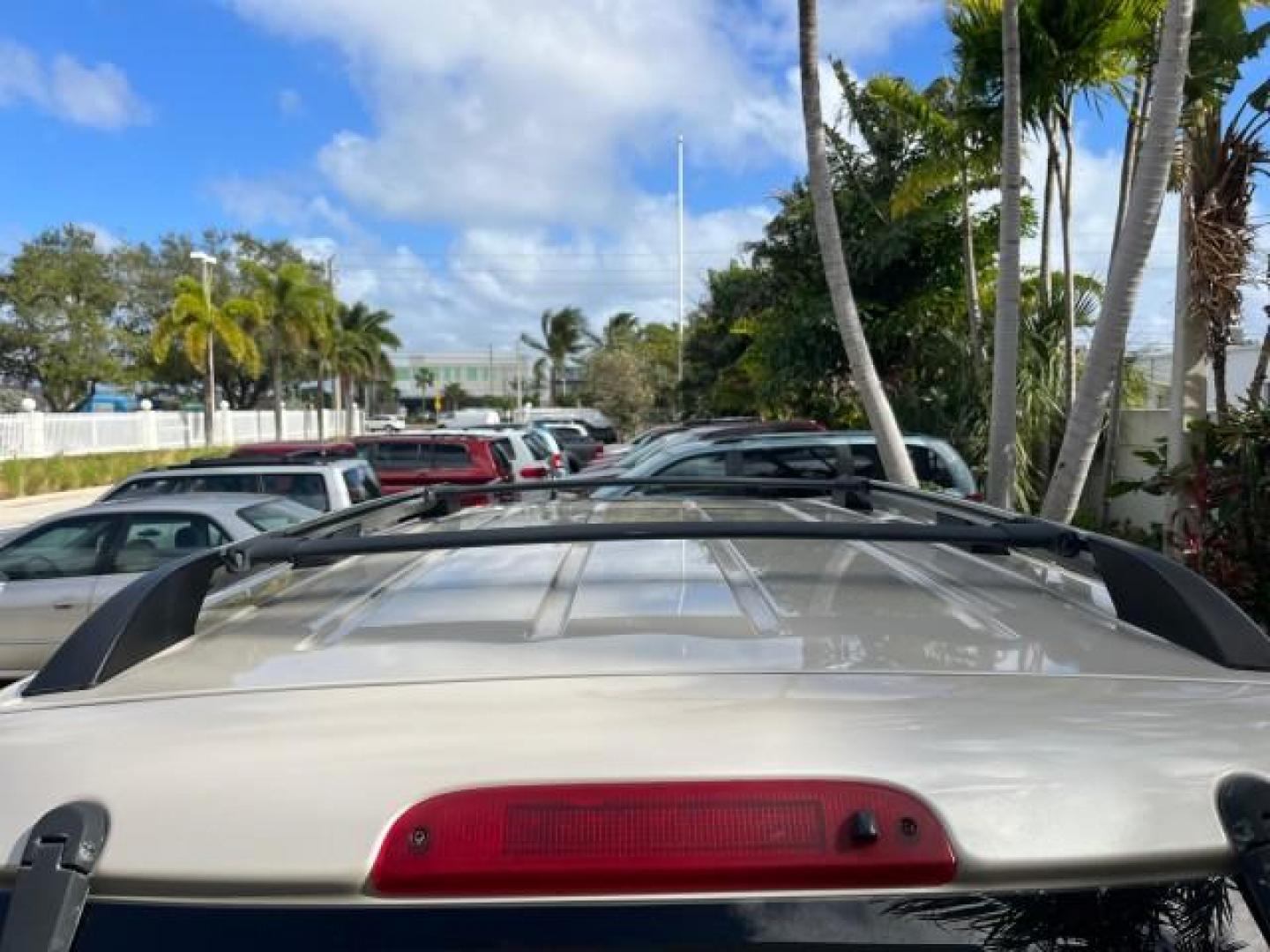 2005 Light French Silk Metallic /Midnight Grey Mercury Mountaineer Premier LOW MILES 49,983 (4M2DU66W55Z) with an 4.6L SOHC SMPI V8 Engine engine, Automatic transmission, located at 4701 North Dixie Hwy, Pompano Beach, FL, 33064, (954) 422-2889, 26.240938, -80.123474 - OUR WEBPAGE FLORIDACARS1.COM HAS OVER 100 PHOTOS AND FREE CARFAX LINK 2005 MERCURY MOUNTAINEER CONVENIENCE ROAD READY 4.6L V8 VIN: 4M2DU66W55ZJ20944 LOW MILES 49,983 4 DOOR WAGON/SPORT UTILITY NO RECALLS DVD SUNROOF 4.6L V8 F POWER LEATHER SEATS GASOLINE POWER SUNROOF/MIRRORS REAR WHEEL DRIVE 3 ROW - Photo#94