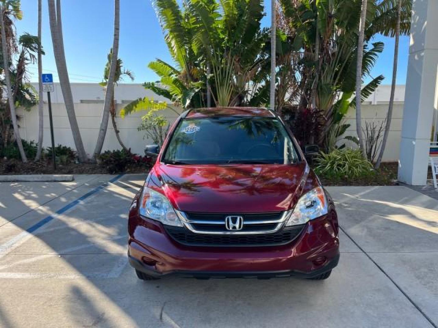 2010 Tango Red Pearl /Gray Honda CR-V 1 FL LX 35,357 (5J6RE3H33AL) with an 2.4L DOHC MPFI 16-Valve i-VTEC I4 Engine engine, Automatic transmission, located at 4701 North Dixie Hwy, Pompano Beach, FL, 33064, (954) 422-2889, 26.240938, -80.123474 - OUR WEBPAGE FLORIDACARS1.COM HAS OVER 100 PHOTOS AND FREE CARFAX LINK 2010 HONDA CR-V LX ROAD READY 2,4L I4 VIN: 5J6RE3H33AL014736 NO RECALLS 28 MPG 4 DOOR WAGON/SPORT UTILITY 1 OWNER FLORIDA 2.4L I4 F DOHC 16V LOW MILES 35,357 GASOLINE 21 SERVICE RECORDS FRONT WHEEL DRIVE POWER MIRRORS Active Head - Photo#2