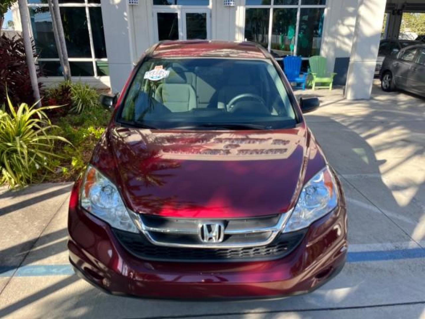 2010 Tango Red Pearl /Gray Honda CR-V 1 FL LX 35,357 (5J6RE3H33AL) with an 2.4L DOHC MPFI 16-Valve i-VTEC I4 Engine engine, Automatic transmission, located at 4701 North Dixie Hwy, Pompano Beach, FL, 33064, (954) 422-2889, 26.240938, -80.123474 - OUR WEBPAGE FLORIDACARS1.COM HAS OVER 100 PHOTOS AND FREE CARFAX LINK 2010 HONDA CR-V LX ROAD READY 2,4L I4 VIN: 5J6RE3H33AL014736 NO RECALLS 28 MPG 4 DOOR WAGON/SPORT UTILITY 1 OWNER FLORIDA 2.4L I4 F DOHC 16V LOW MILES 35,357 GASOLINE 21 SERVICE RECORDS FRONT WHEEL DRIVE POWER MIRRORS Active Head - Photo#81