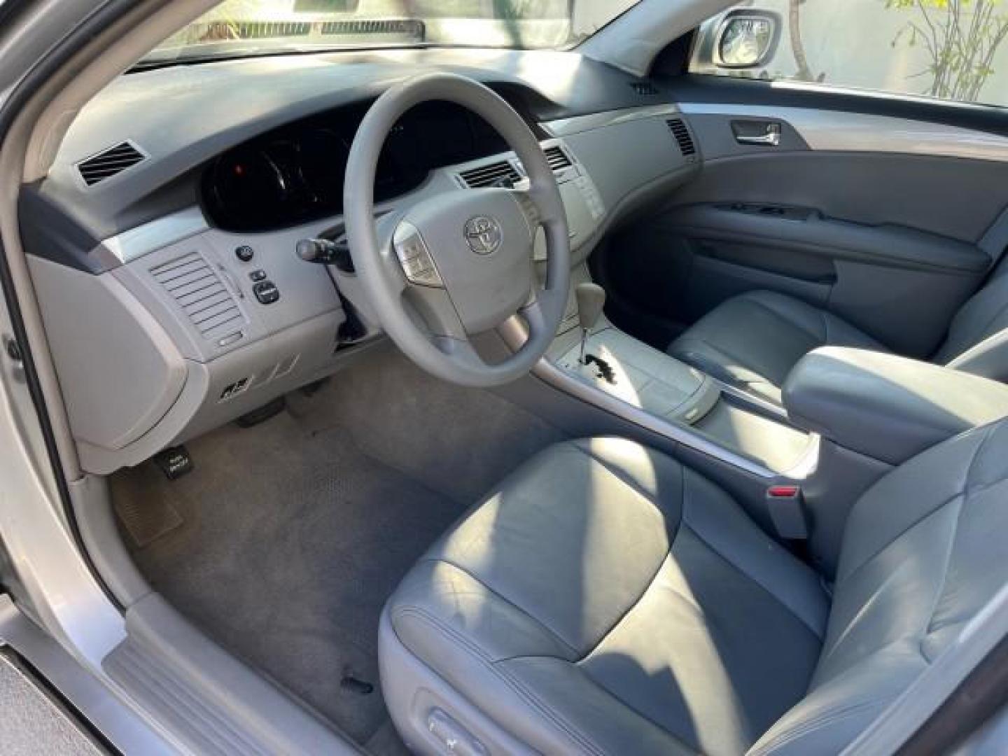 2007 Titanium Metallic /Lt Gray Toyota Avalon 1 FL XL LOW MILES 86,132 (4T1BK36B77U) with an 3.5L DOHC EFI 24-Valve V6 Engine engine, Automatic transmission, located at 4701 North Dixie Hwy, Pompano Beach, FL, 33064, (954) 422-2889, 26.240938, -80.123474 - OUR WEBPAGE FLORIDACARS1.COM HAS OVER 100 PHOTOS AND FREE CARFAX LINK 2007 TOYOTA AVALON XL ROAD READY 3.5L V6 XL VIN: 4T1BK36B77U169704 NO ACCIDENTS NO RECALLS SEDAN 4 DR 1 OWNER FLORIDA DUAL AC 3.5L V6 F DOHC 24V LOW MILES 86,132 28 MPG GASOLINE POWER LEATHER SEATS FRONT WHEEL DRIVE 26 SERVICE REC - Photo#43