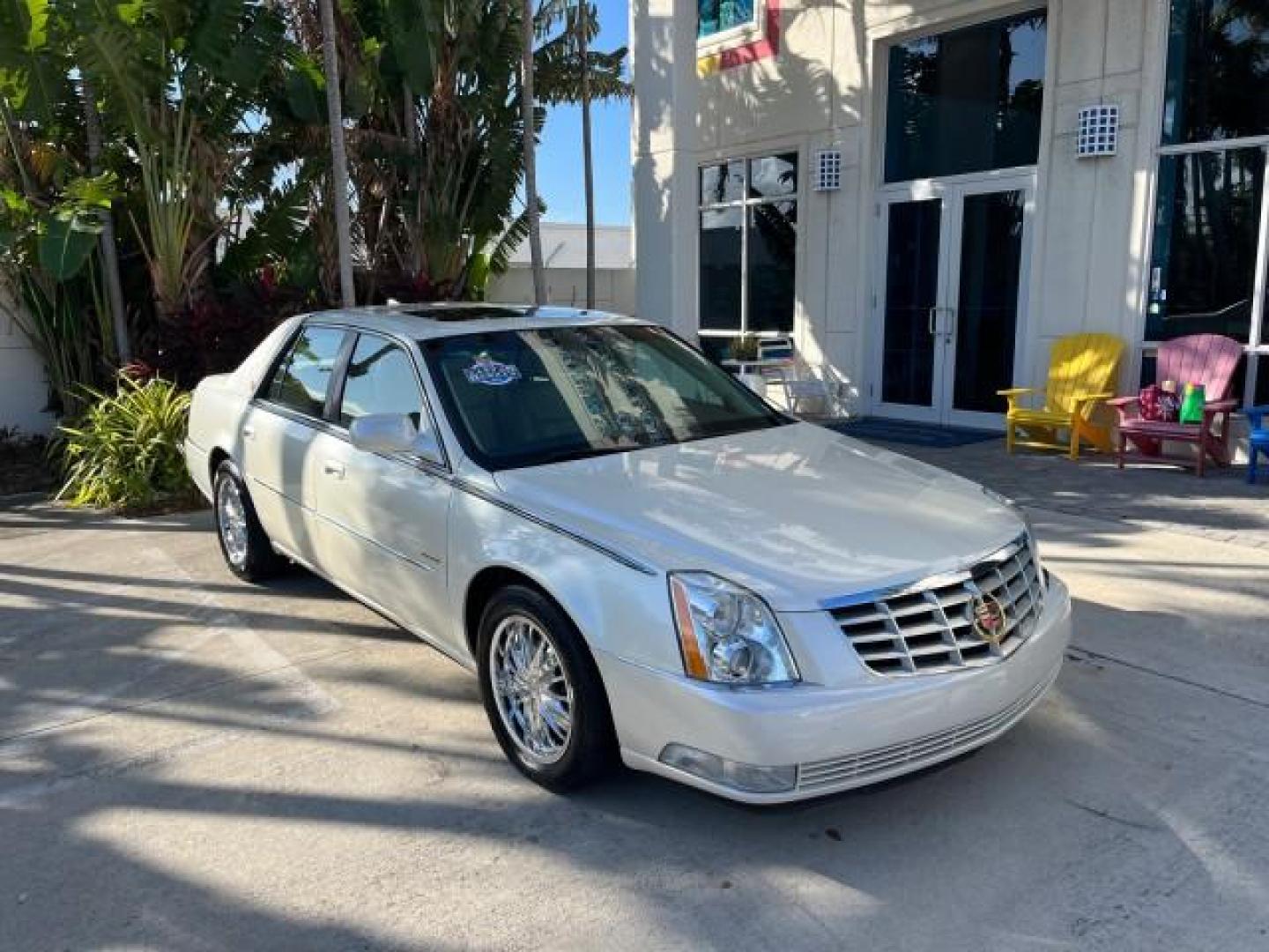 2009 Gold Mist /Light Linen Cadillac DTS LOW MILES 30,710 SUNROOF (1G6KD57Y59U) with an Northstar 4.6L DOHC V8 Engine engine, Automatic transmission, located at 4701 North Dixie Hwy, Pompano Beach, FL, 33064, (954) 422-2889, 26.240938, -80.123474 - OUR WEBPAGE FLORIDACARS1.COM HAS OVER 100 PHOTOS AND FREE CARFAX LINK 2009 CADILLAC DTS BEAUTIFUL CUSTOM COACH ROOF WITH MOLDINGS $5000 ROAD READY 4.6L V8 VIN: 1G6KD57Y59U130094 NO RECALLS SEDAN 4 DR LOW MILES 30,710 4.6L V8 F DOHC 32V PARKING SENSORS POWER SUNROOF GASOLINE ONE OWNER POWER LEATHER S - Photo#1