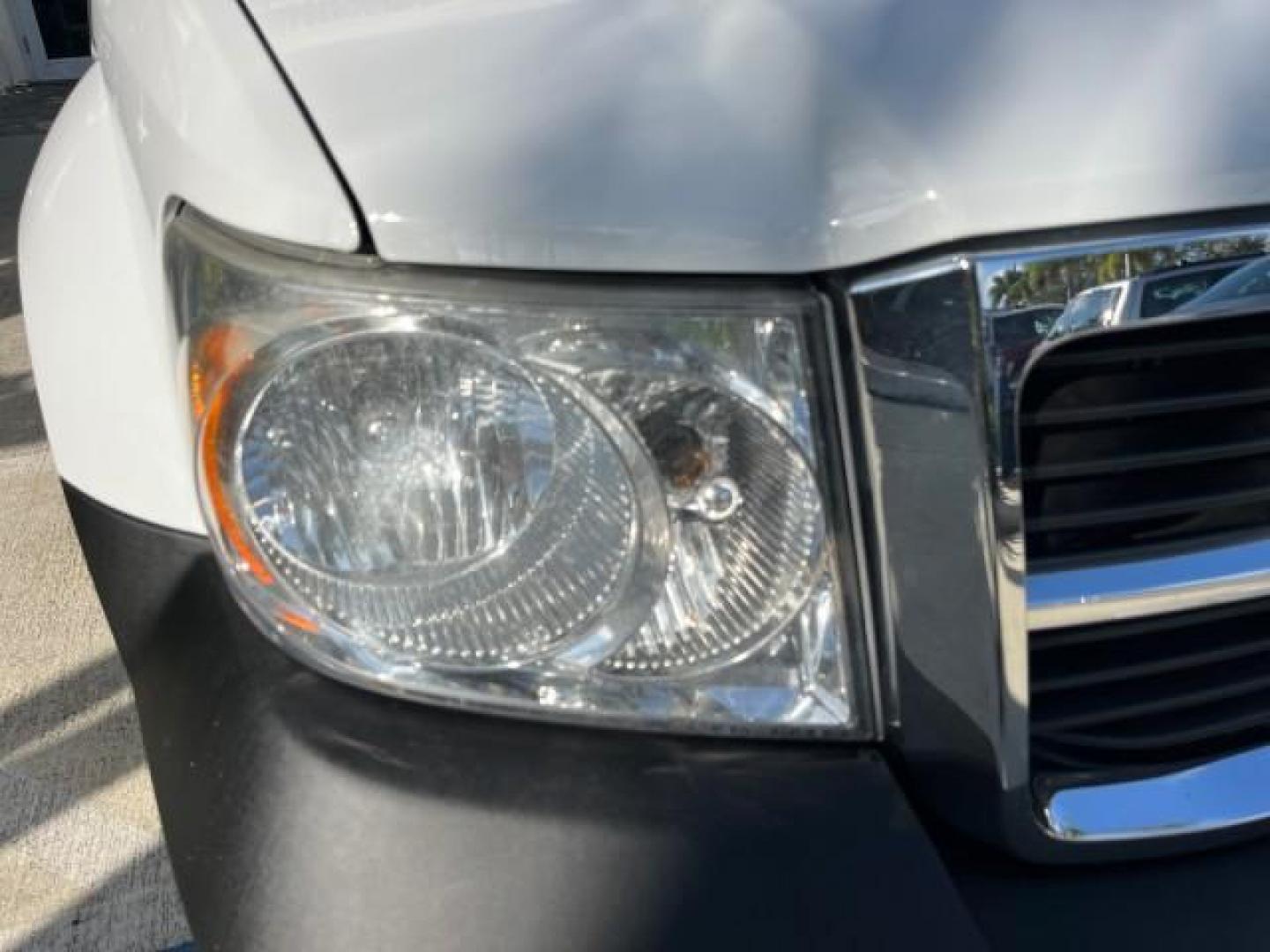 2008 Bright White /Dark/Light Slate Gray Dodge Durango SXT LOW MILES 88,660 (1D8HD38K28F) with an 3.7L V6 Engine engine, Automatic transmission, located at 4701 North Dixie Hwy, Pompano Beach, FL, 33064, (954) 422-2889, 26.240938, -80.123474 - OUR WEBPAGE FLORIDACARS1.COM HAS OVER 100 PHOTOS AND FREE CARFAX LINK 2008 DODGE DURANGO SXT ROAD READY 3.7L V6 VIN: 1D8HD38K28F102358 NO RECALLS 4 DOOR WAGON/SPORT UTILITY FLORIDA OWNER 3.7L V6 F OHV LOW MILES 88,660 GASOLINE 15 SERVICE RECORDS REAR WHEEL DRIVE POWER MIRRORS Anti-Theft System Appro - Photo#78