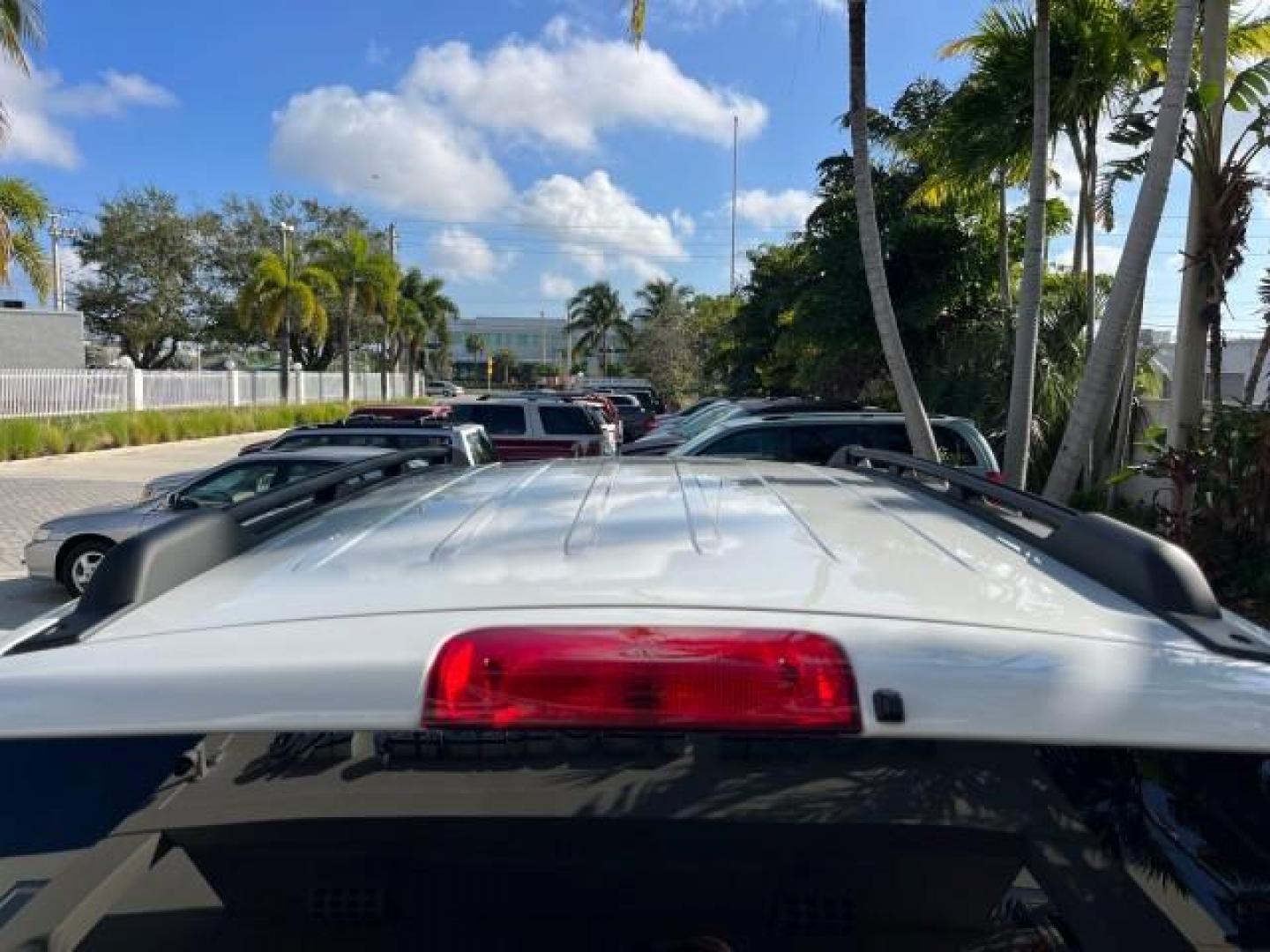 2008 Bright White /Dark/Light Slate Gray Dodge Durango SXT LOW MILES 88,660 (1D8HD38K28F) with an 3.7L V6 Engine engine, Automatic transmission, located at 4701 North Dixie Hwy, Pompano Beach, FL, 33064, (954) 422-2889, 26.240938, -80.123474 - OUR WEBPAGE FLORIDACARS1.COM HAS OVER 100 PHOTOS AND FREE CARFAX LINK 2008 DODGE DURANGO SXT ROAD READY 3.7L V6 VIN: 1D8HD38K28F102358 NO RECALLS 4 DOOR WAGON/SPORT UTILITY FLORIDA OWNER 3.7L V6 F OHV LOW MILES 88,660 GASOLINE 15 SERVICE RECORDS REAR WHEEL DRIVE POWER MIRRORS Anti-Theft System Appro - Photo#98