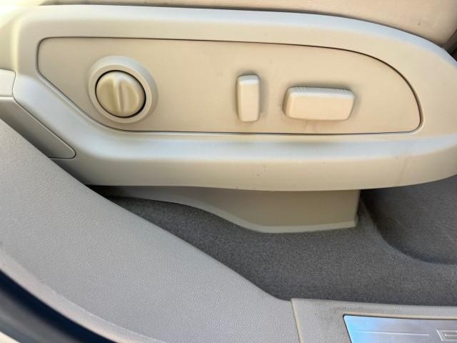 2011 Gold Mist Metallic /Cashmere With Cocoa Accents Buick Enclave 1 FL CXL-1 LOW MILES 64,303 (5GAKRBEDXBJ) with an 3.6L VVT V6 DI Engine engine, Automatic transmission, located at 4701 North Dixie Hwy, Pompano Beach, FL, 33064, (954) 422-2889, 26.240938, -80.123474 - OUR WEBPAGE FLORIDACARS1.COM HAS OVER 100 PHOTOS AND FREE CARFAX LINK 2011 BUICK ENCLAVE CXL-1 ROAD READY 3.6L V6 DUAL AC VIN: 5GAKRBEDXBJ409689 NO ACCIDENTS NO RECALLS 4 DOOR WAGON/SPORT UTILITY 1 OWNER FLORIDA NAVIGATION 3.6L V6 F DOHC 24V 3 ROW POWER LEATHER SEATS GASOLINE BACK UP CAMERA AND SENS - Photo#26