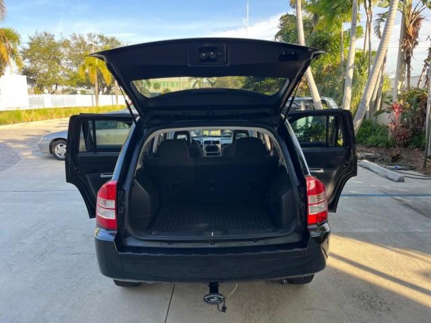 2008 Brilliant Blk Crystal Pearl /Dark Slate Gray Jeep Compass Sport LOW MILES 55,563 (1J8FT47W28D) with an 2.4L DOHC 16v I4 Dual VVT Engine engine, Automatic transmission, located at 4701 North Dixie Hwy, Pompano Beach, FL, 33064, (954) 422-2889, 26.240938, -80.123474 - OUR WEBPAGE FLORIDACARS1.COM HAS OVER 100 PHOTOS AND FREE CARFAX LINK 2008 JEEP COMPASS SPORT ROAD READY 2.4L I4 VIN: 1J8FT47W28D549845 NO ACCIDENTS 29 MPG 4 DOOR WAGON/SPORT UTILITY NO RECALLS 2.4L I4 F DOHC 16V FLORIDA OWNER GASOLINE LOW MILES 55,563 FRONT WHEEL DRIVE 9 SERVICE RECORDS Anti-Theft - Photo#15