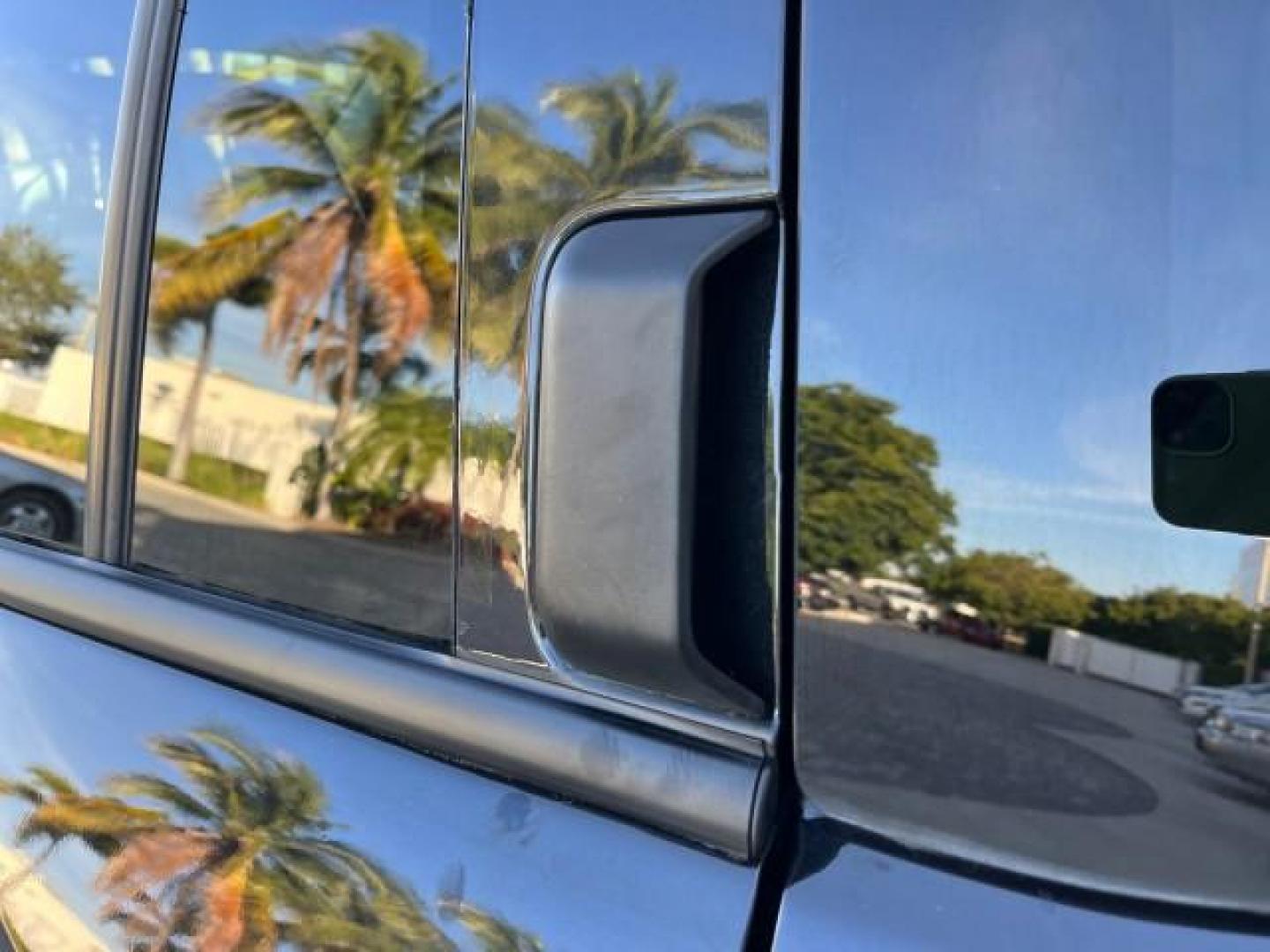 2008 Brilliant Blk Crystal Pearl /Dark Slate Gray Jeep Compass Sport LOW MILES 55,563 (1J8FT47W28D) with an 2.4L DOHC 16v I4 Dual VVT Engine engine, Automatic transmission, located at 4701 North Dixie Hwy, Pompano Beach, FL, 33064, (954) 422-2889, 26.240938, -80.123474 - OUR WEBPAGE FLORIDACARS1.COM HAS OVER 100 PHOTOS AND FREE CARFAX LINK 2008 JEEP COMPASS SPORT ROAD READY 2.4L I4 VIN: 1J8FT47W28D549845 NO ACCIDENTS 29 MPG 4 DOOR WAGON/SPORT UTILITY NO RECALLS 2.4L I4 F DOHC 16V FLORIDA OWNER GASOLINE LOW MILES 55,563 FRONT WHEEL DRIVE 9 SERVICE RECORDS Anti-Theft - Photo#89