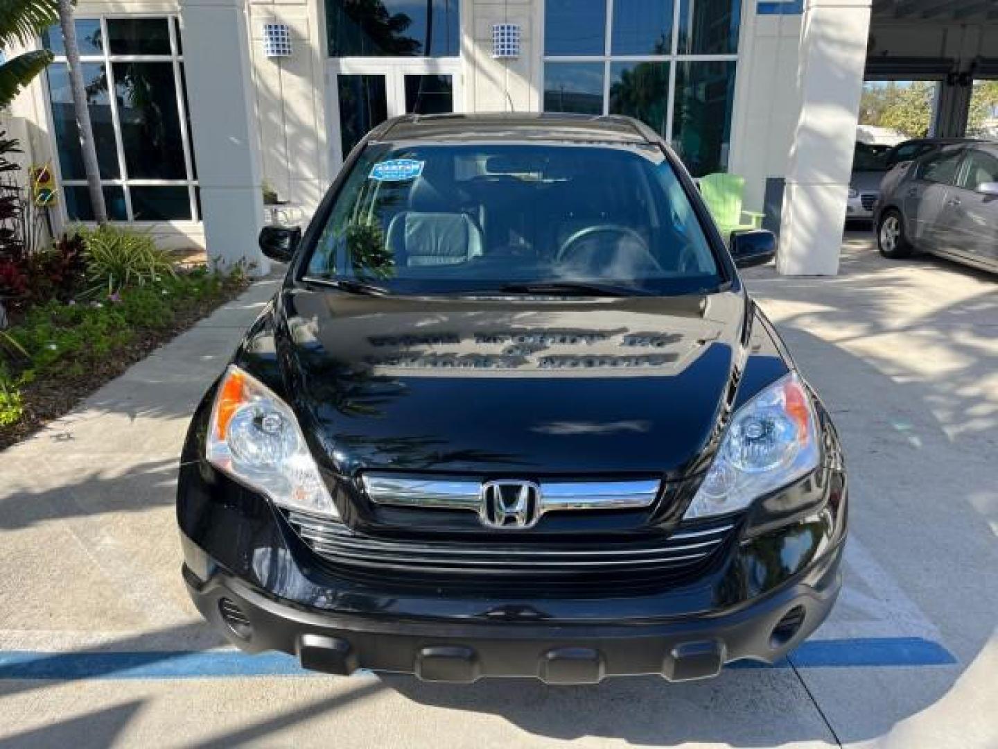 2007 Nighthawk Black Pearl /Black Honda CR-V EX-L LOW MILES 83,385 (JHLRE38727C) with an 2.4L 4-Cyl Engine engine, Automatic transmission, located at 4701 North Dixie Hwy, Pompano Beach, FL, 33064, (954) 422-2889, 26.240938, -80.123474 - OUR WEBPAGE FLORIDACARS1.COM HAS OVER 100 PHOTOS AND FREE CARFAX LINK 2007 HONDA CR-V EX-L ROAD READY 2.4L I4 VIN: JHLRE38727C041561 NO RECALLS 30 MPG 4 DOOR WAGON/SPORT UTILITY POWER SUNROOF 2.4L I4 F DOHC 16V LEATHER SEATS GASOLINE 10 SERVICE RECORDS FRONT WHEEL DRIVE LOW MILES 83,385 FLORIDA OWNE - Photo#75