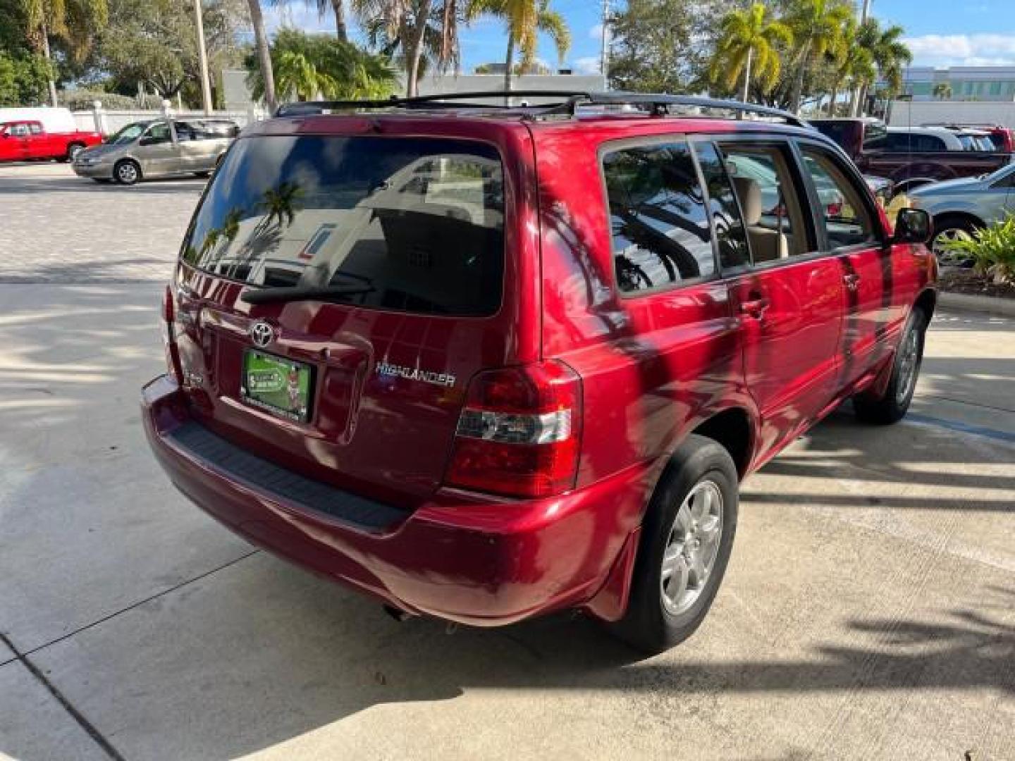 2005 Salsa Red Pearl /Ivory Toyota Highlander AWD 4X4 LOW MILES 89,214 (JTEEP21A350) with an 3.3L DOHC SFI 24-Valve VVT-i V6 Engine engine, Automatic transmission, located at 4701 North Dixie Hwy, Pompano Beach, FL, 33064, (954) 422-2889, 26.240938, -80.123474 - OUR WEBPAGE FLORIDACARS1.COM HAS OVER 100 PHOTOS AND FREE CARFAX LINK 2005 TOYOTA HIGHLANDER ROAD READY 3.3L V6 VIN: JTEEP21A350104294 NO ACCIDENTS 4 DOOR WAGON/SPORT UTILITY ALL WHEEL DRIVE 3.3L V6 F DOHC 24V NO RECALLS GASOLINE 16 SERVICE RECORDS FLORIDA OWNER ALL WHEEL DRIVE LOW MILES 89,214 POWE - Photo#7